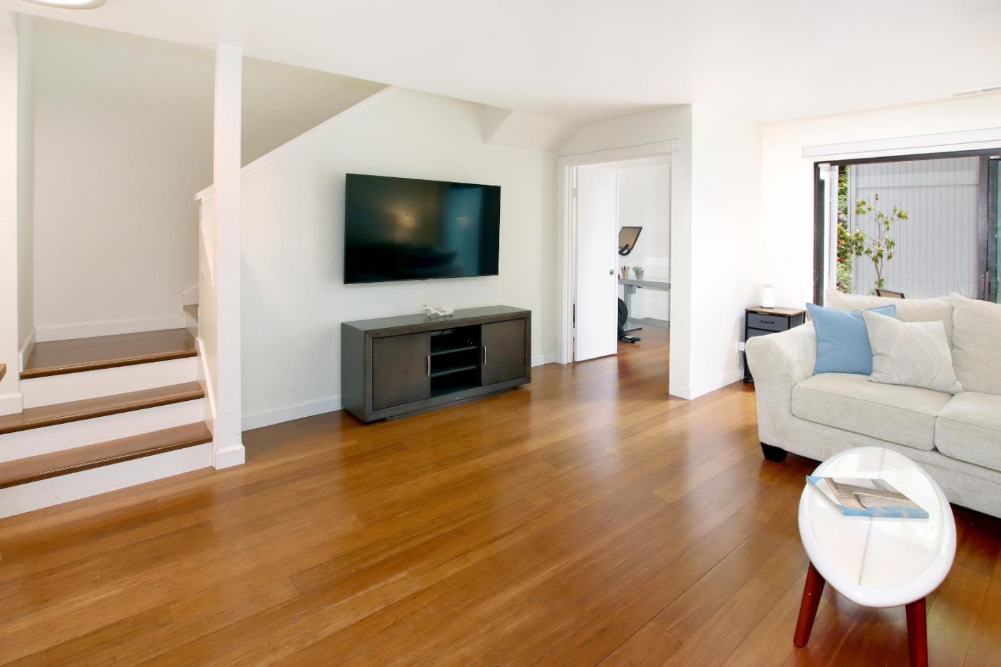 1200 Capitola Road 12