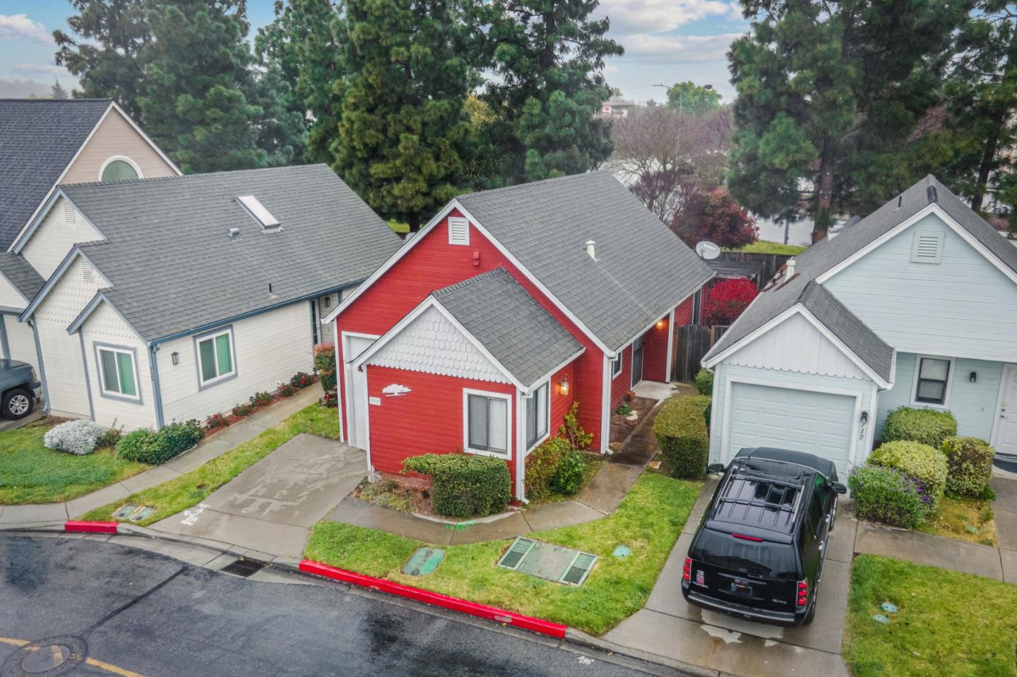 727 Mei Drive