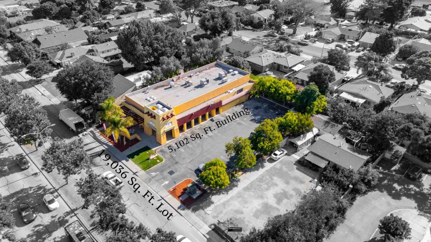 2220 University Avenue