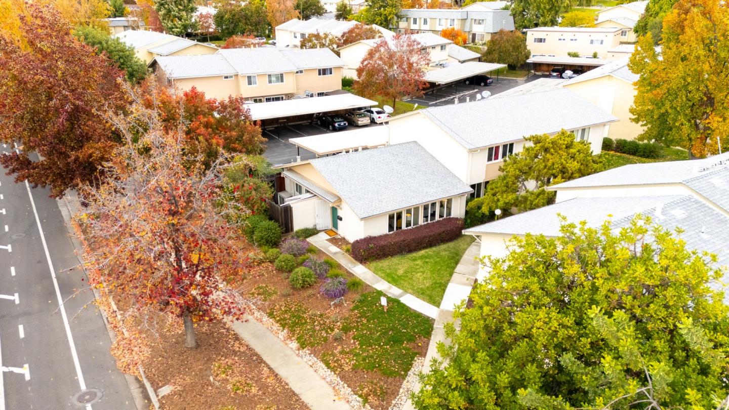 3402 Prince Albert Court
