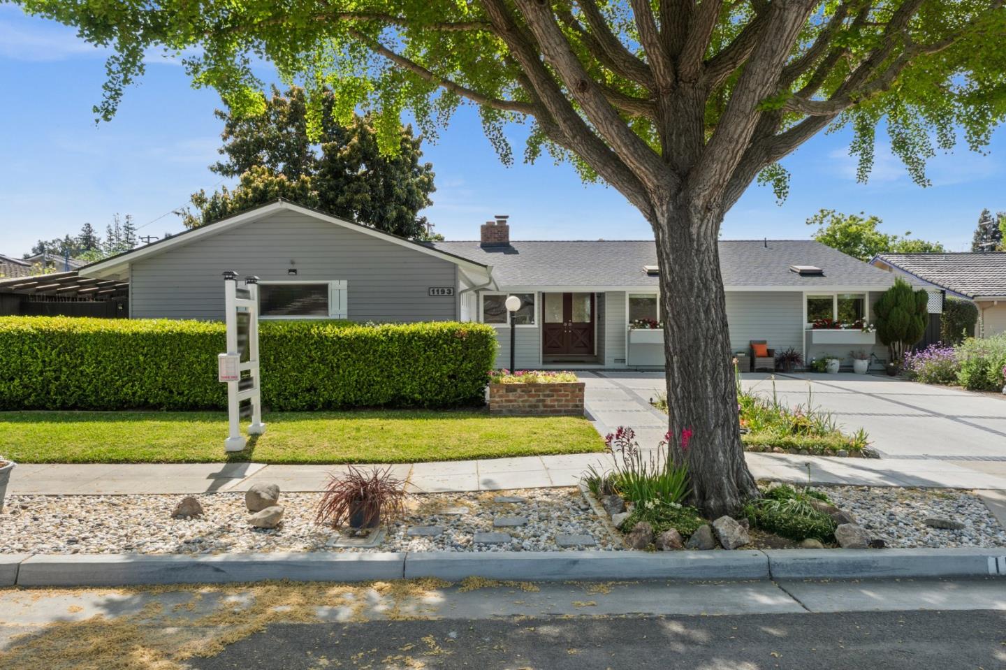 1193 Kelsey Drive