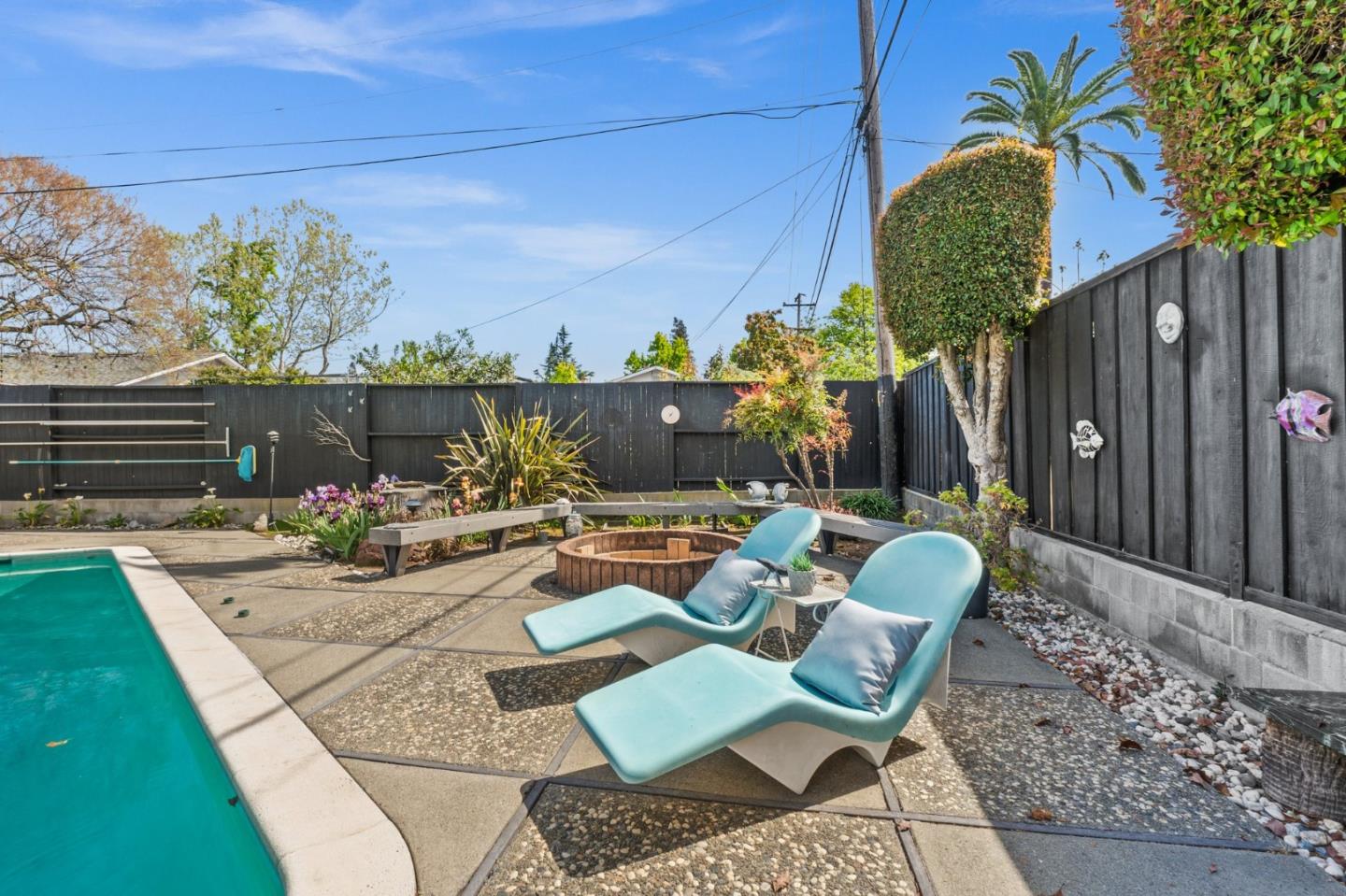 1193 Kelsey Drive