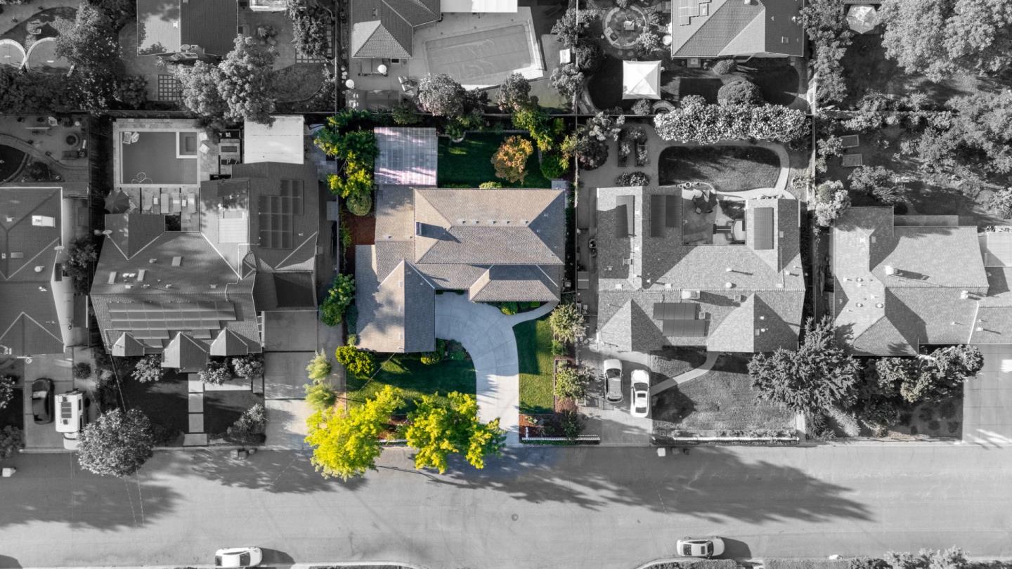 16251 Lilac Lane