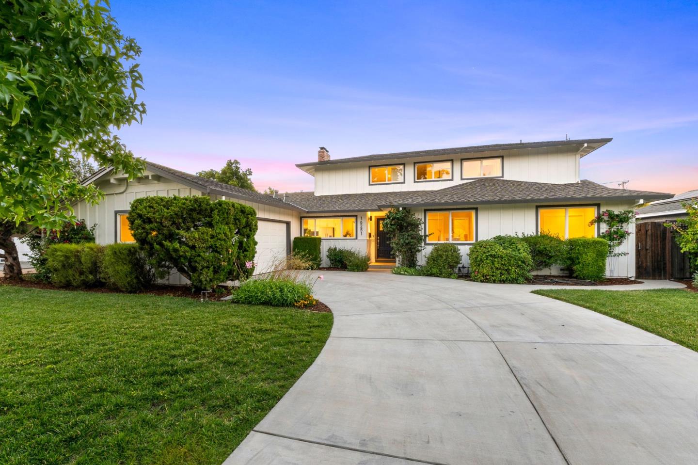 16251 Lilac Lane