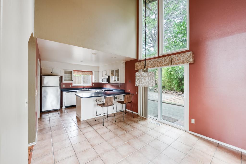 208 Spreckels Drive