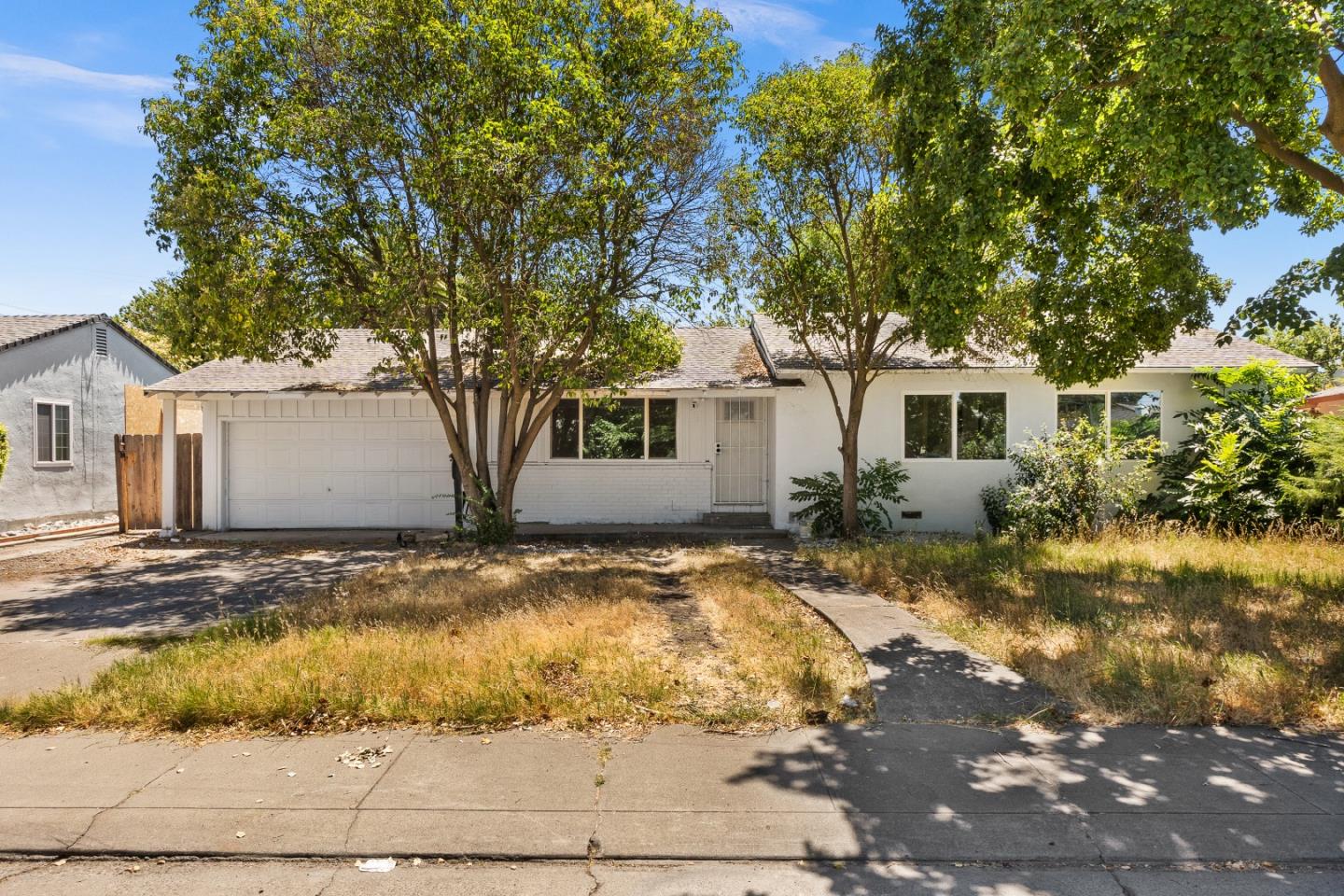 212 East Longview Avenue