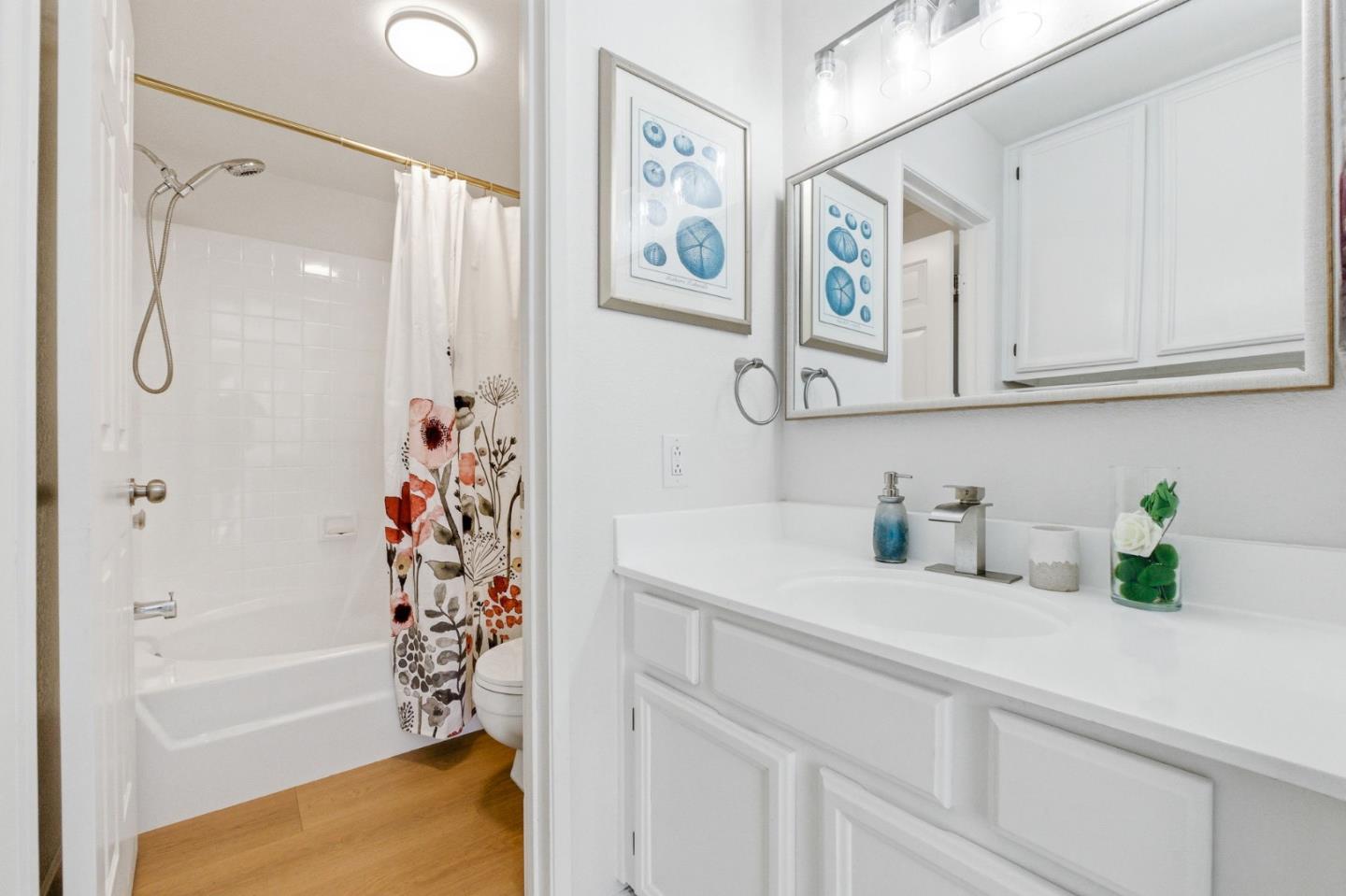 2845 Buena Knoll Court