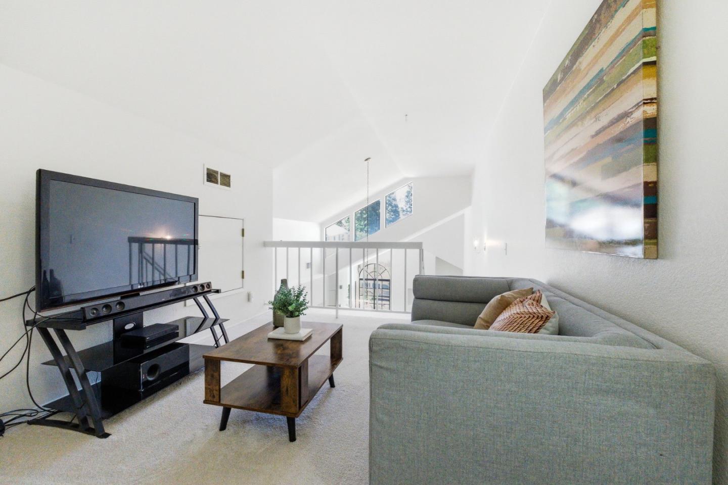 2845 Buena Knoll Court