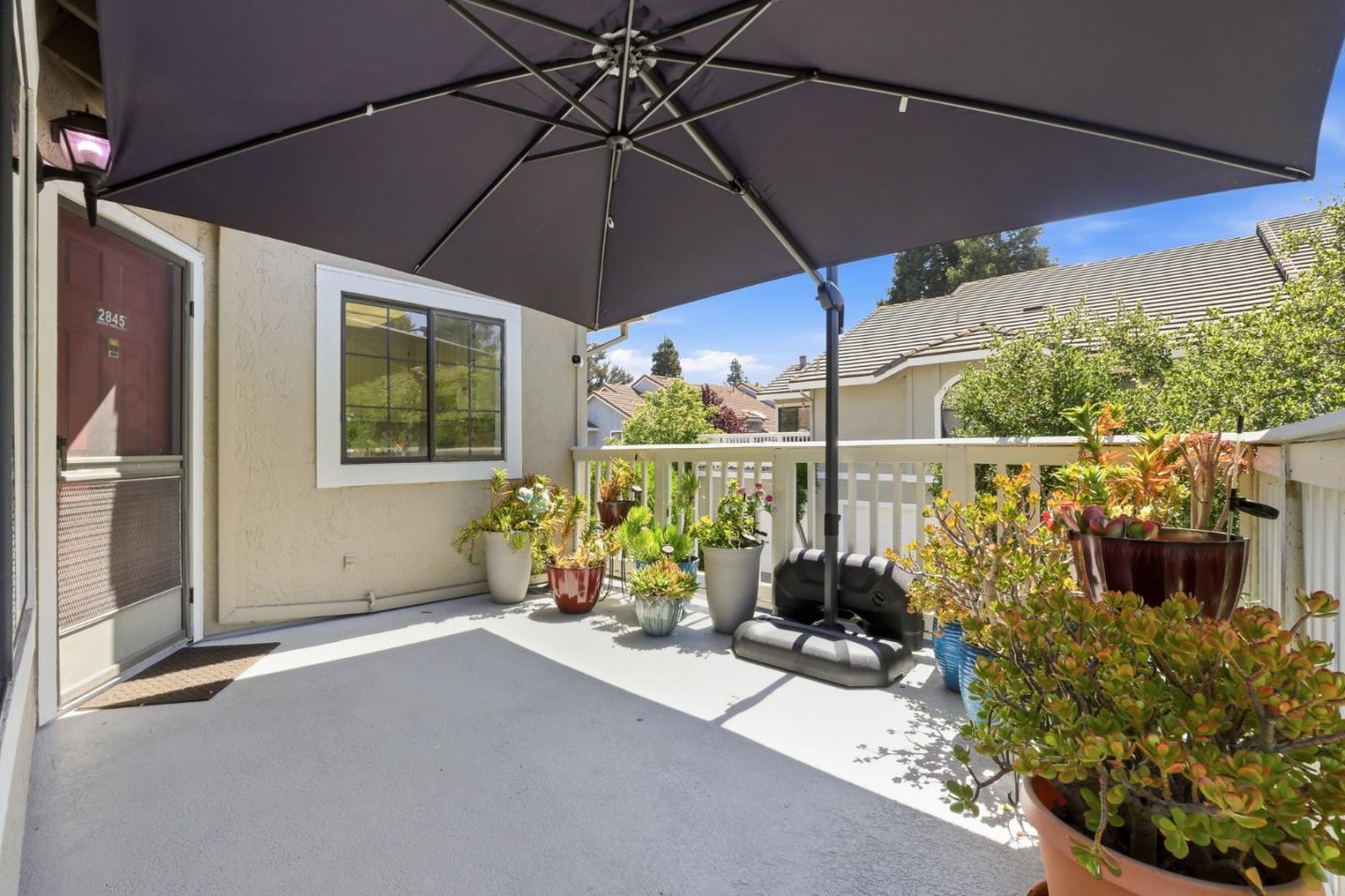 2845 Buena Knoll Court