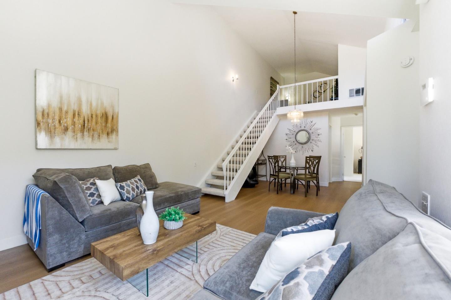 2845 Buena Knoll Court