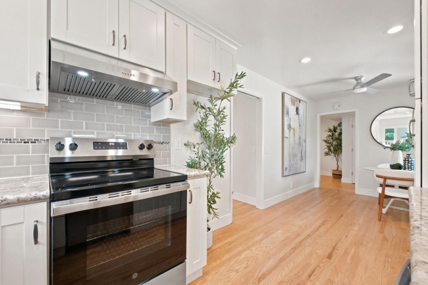 1543 Arbutus Drive