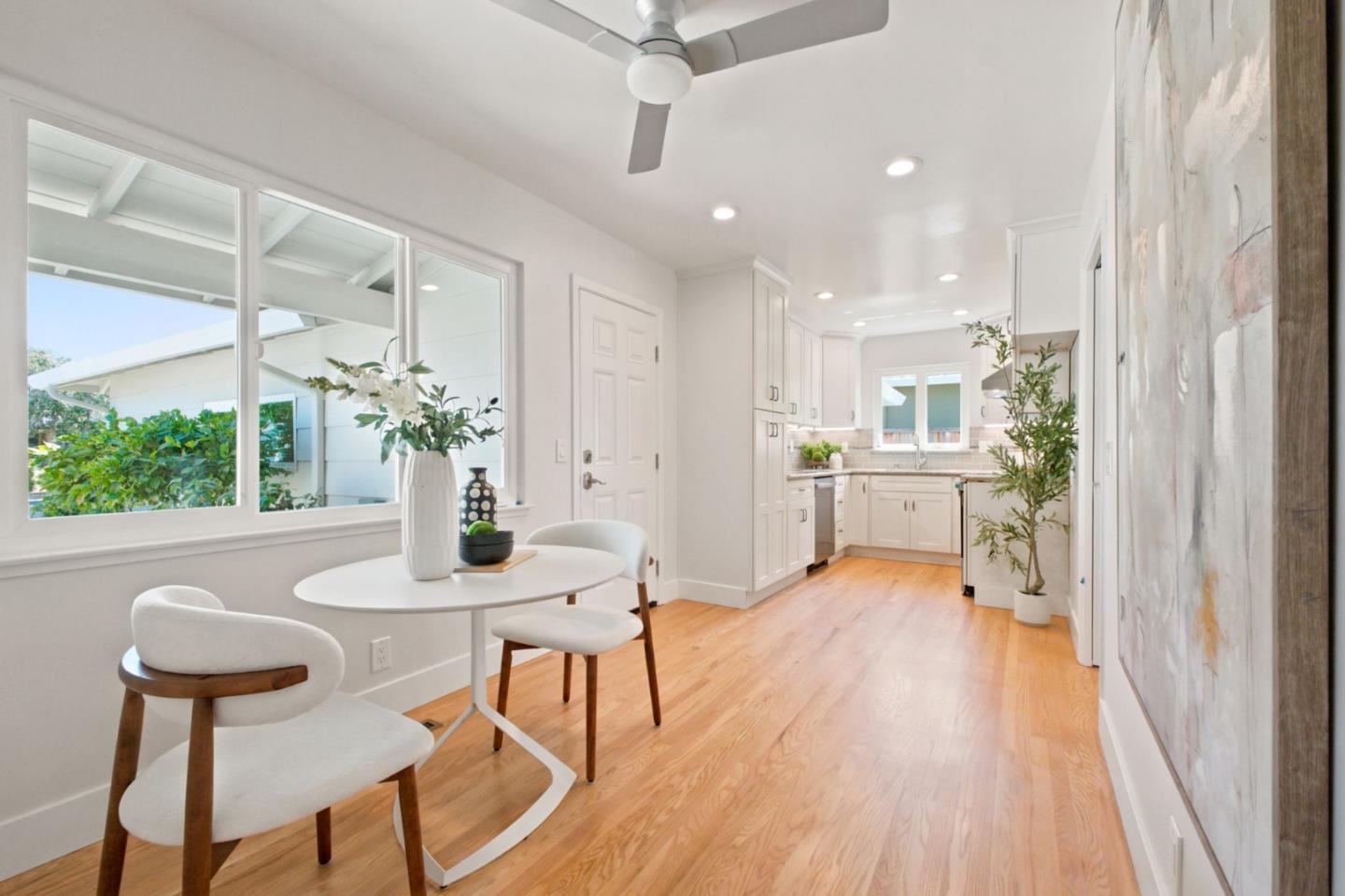 1543 Arbutus Drive