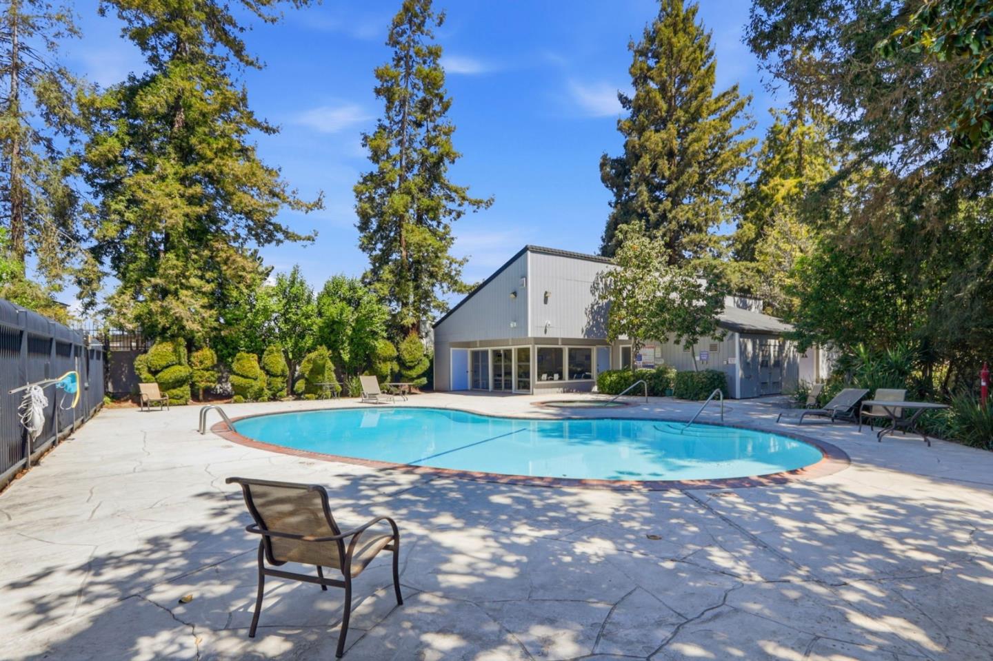 Almaden RD Unit: A