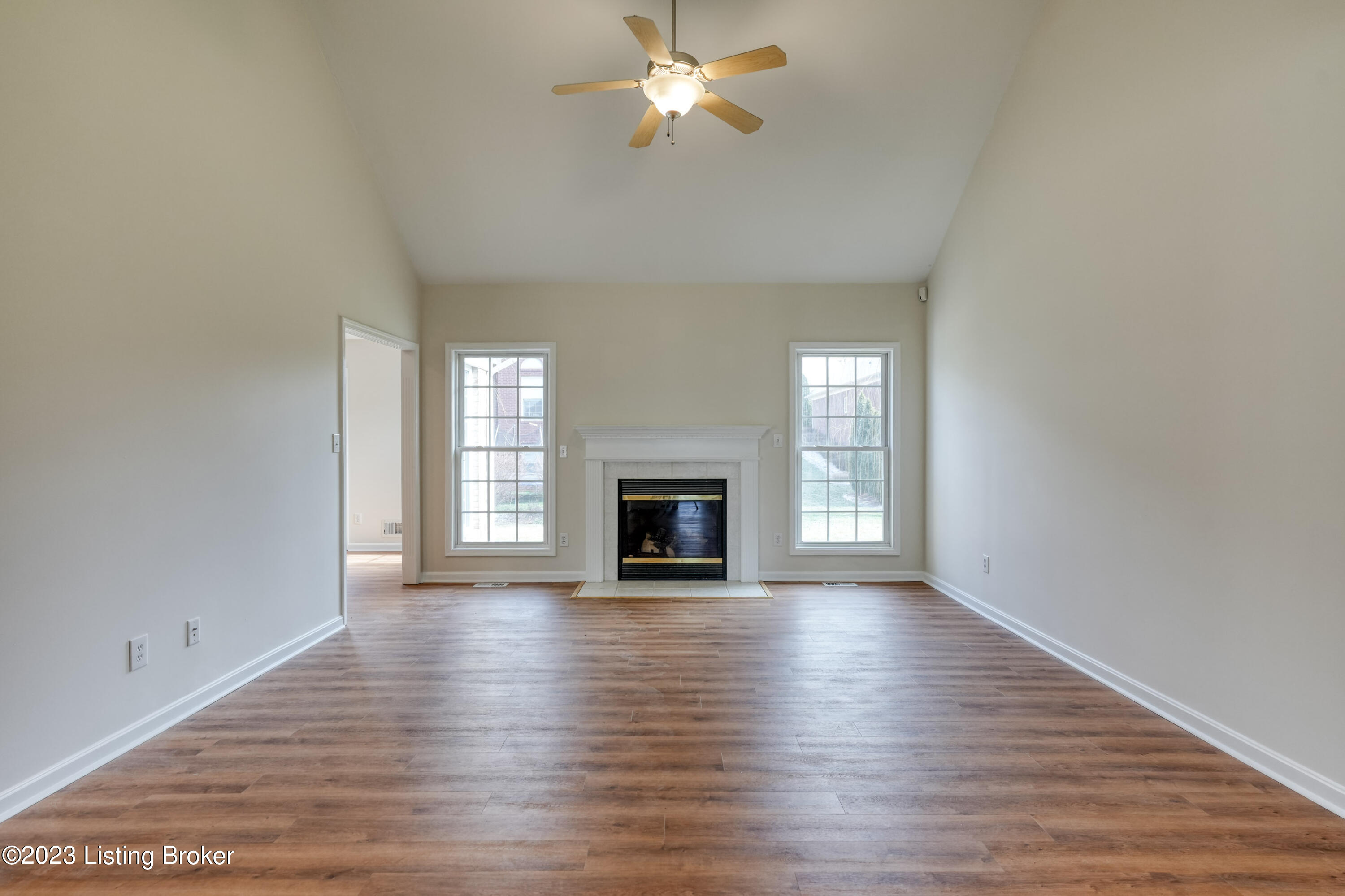 7903 Niemann Dr