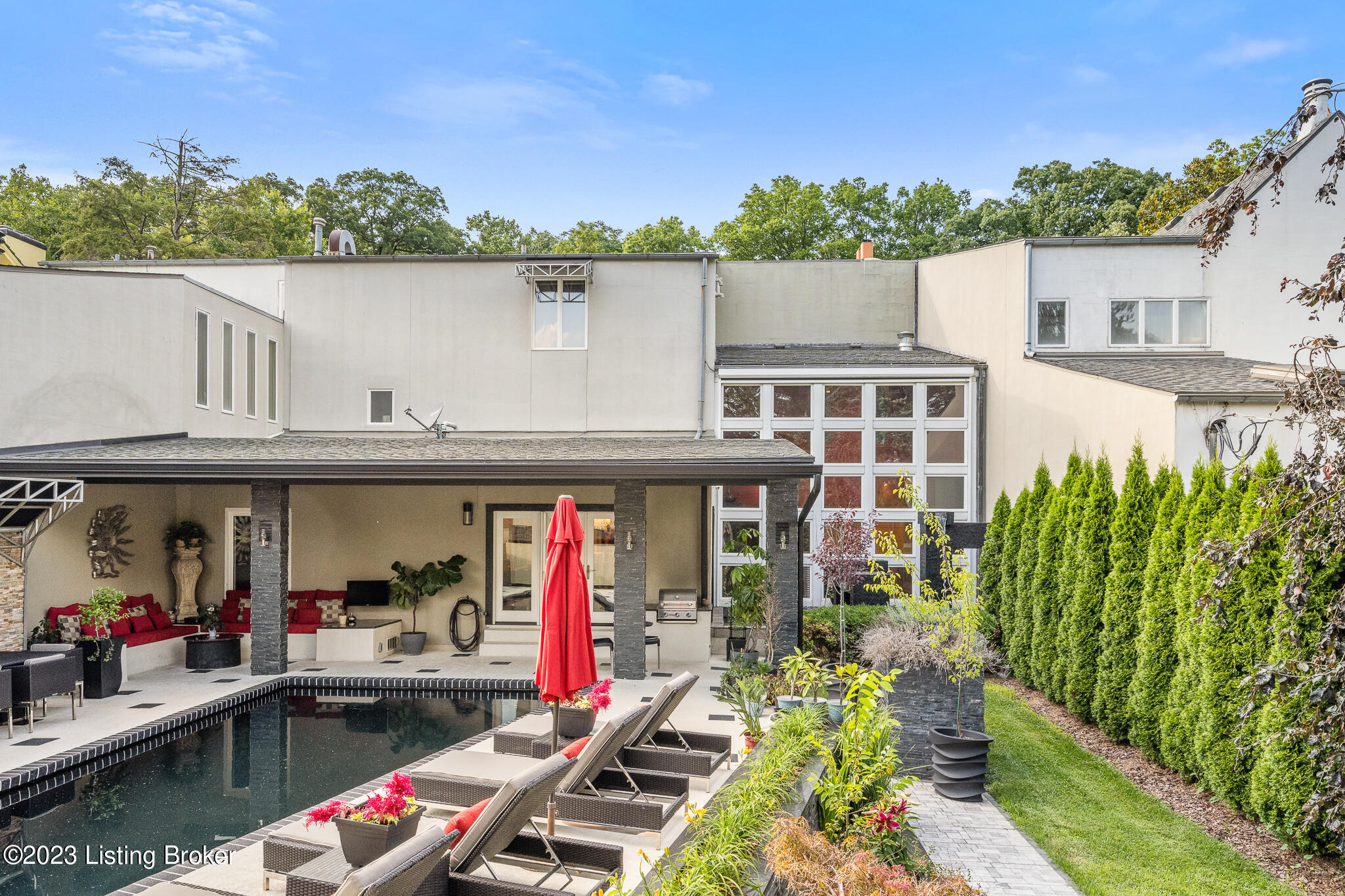 1446 Cherokee Rd