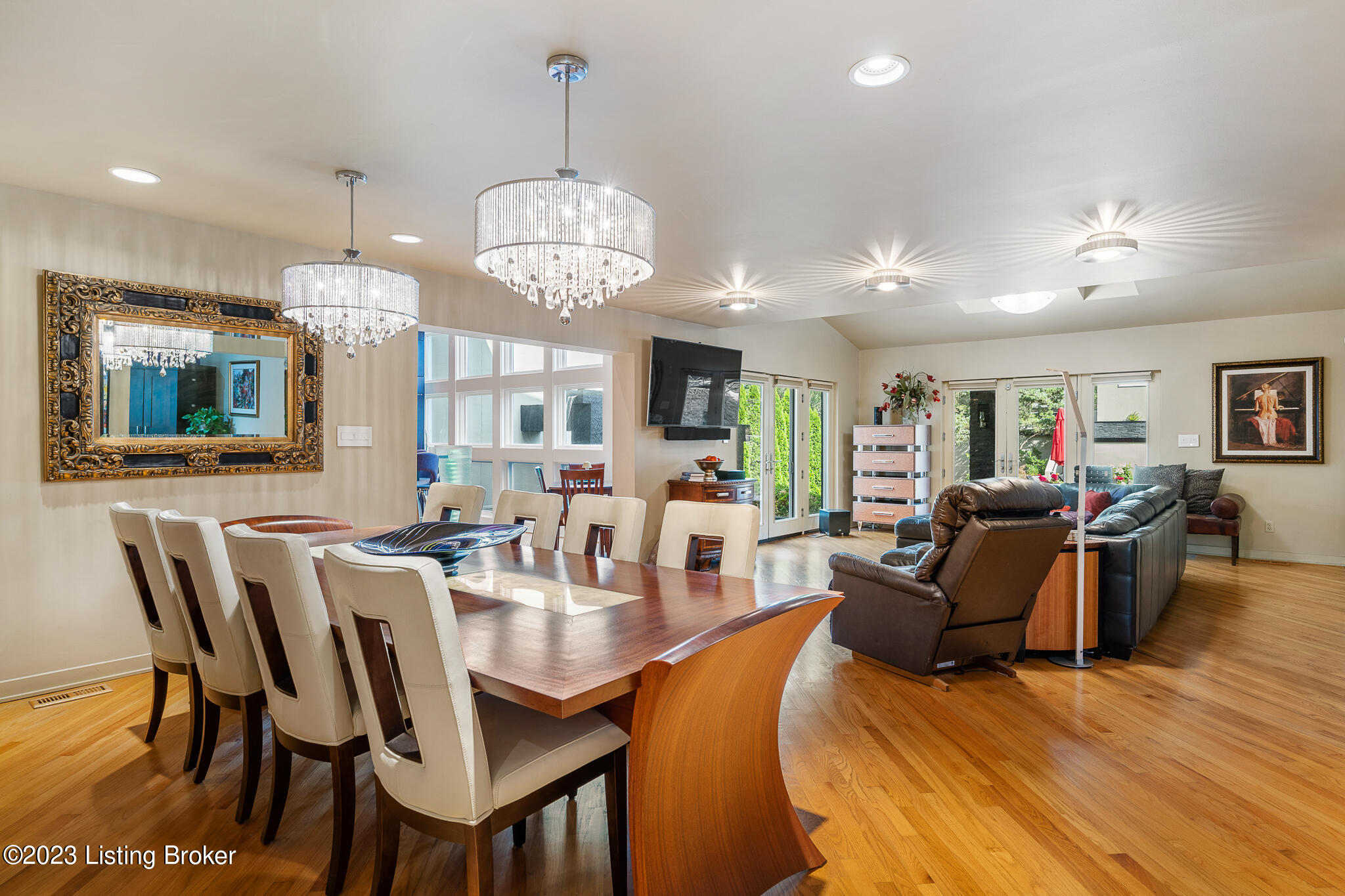 1446 Cherokee Rd