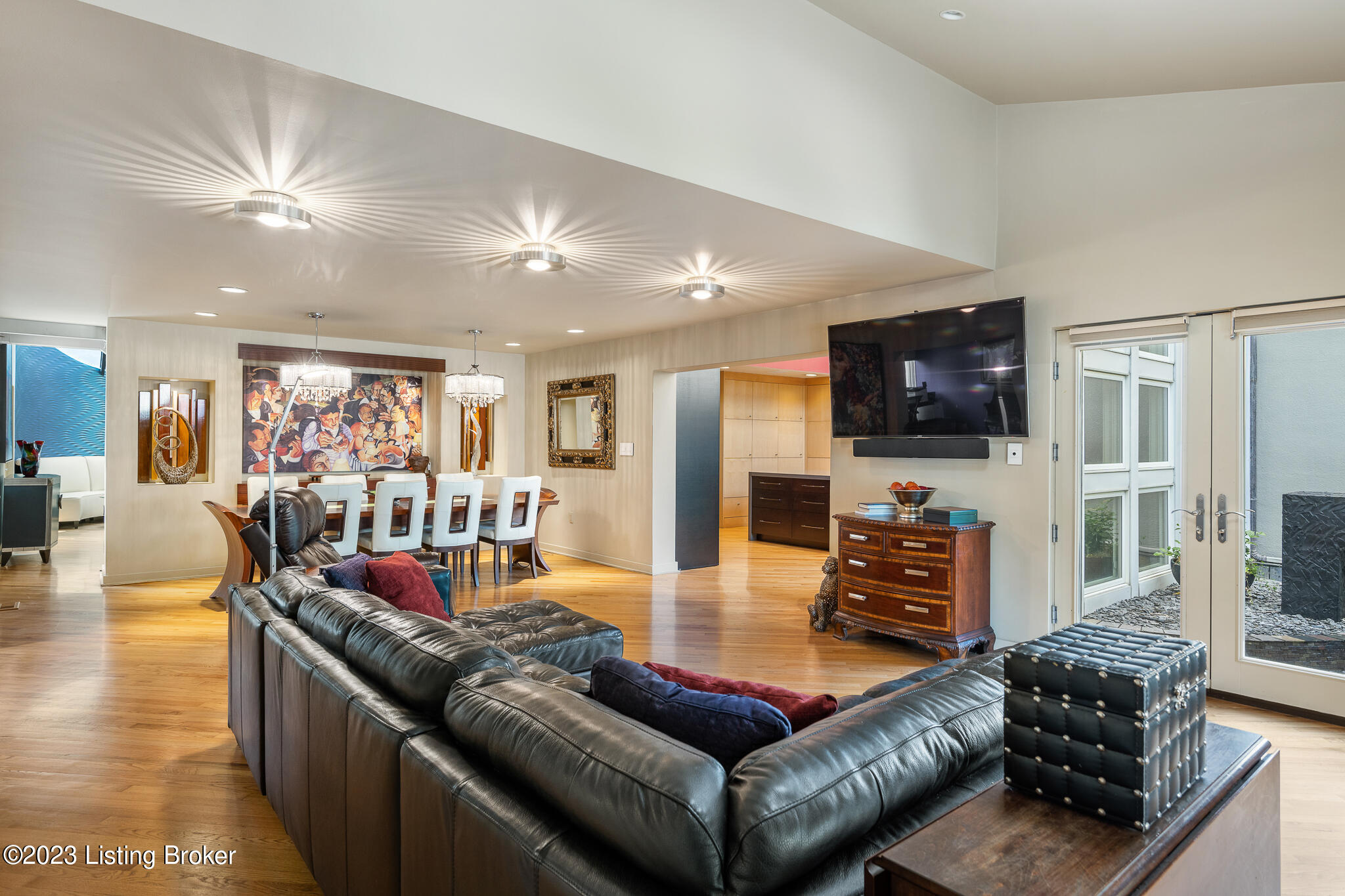 1446 Cherokee Rd