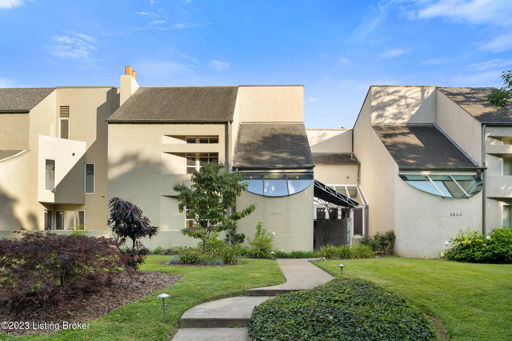 1446 Cherokee Rd