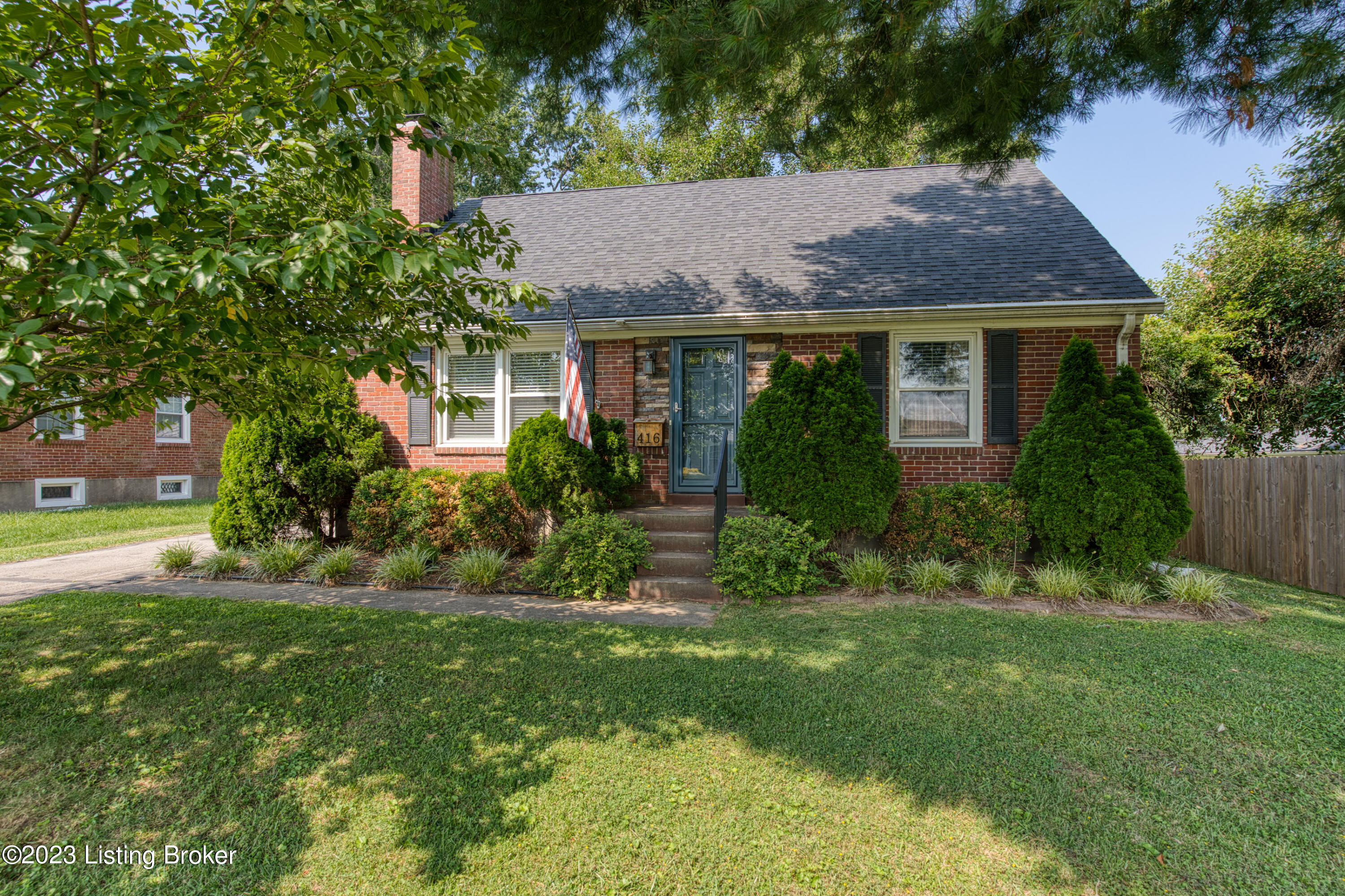 416 Scarsdale Rd