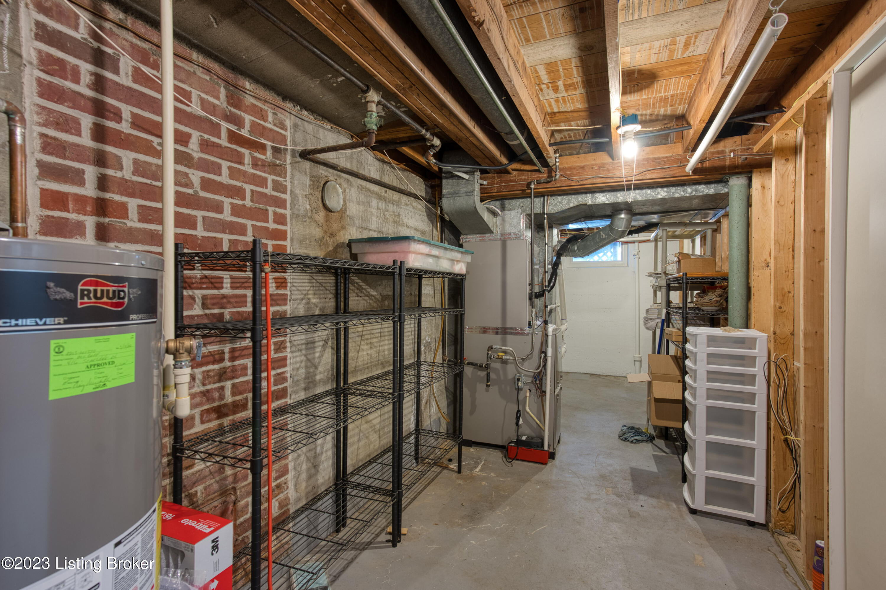 416 Scarsdale Rd