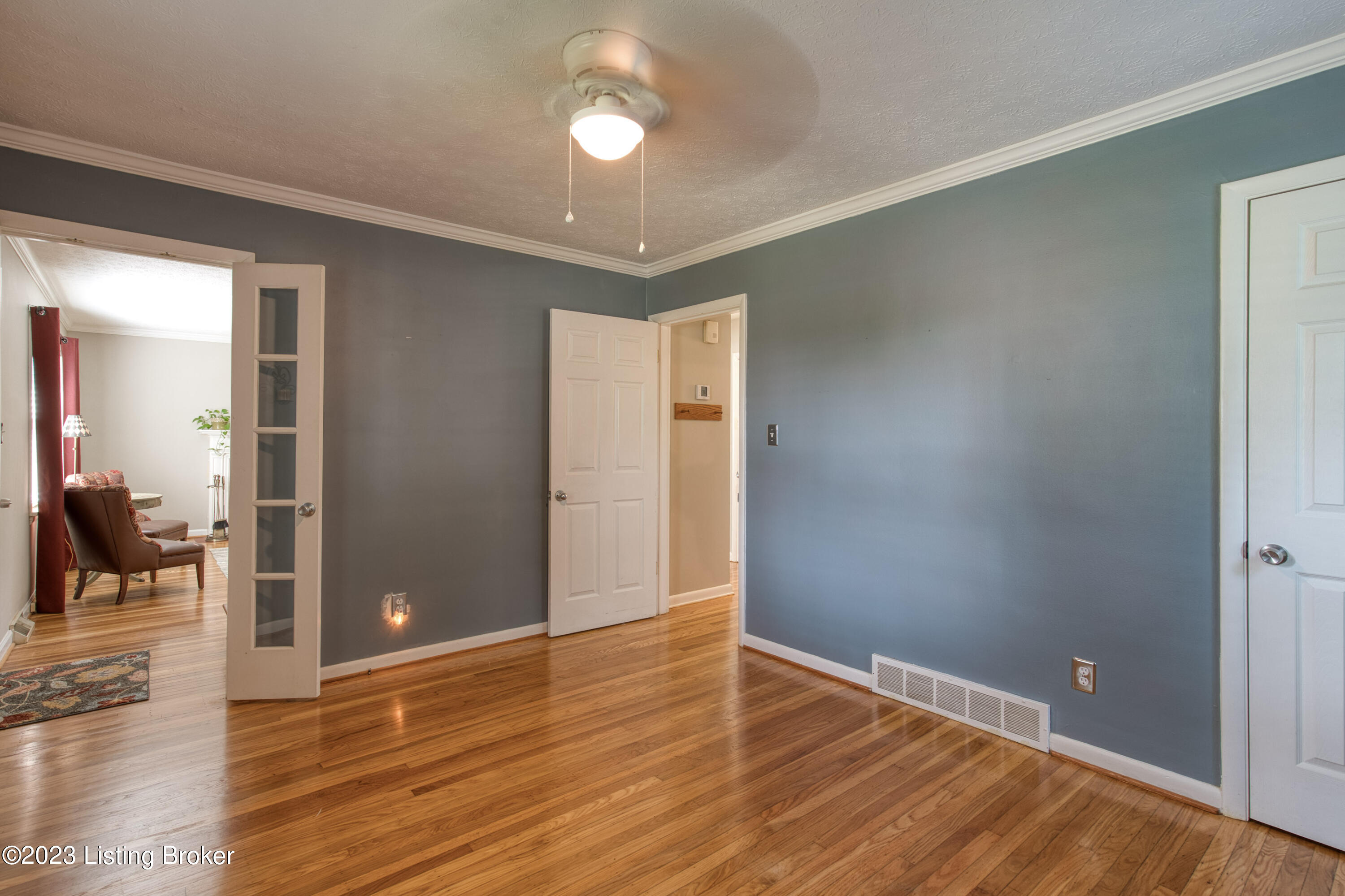 416 Scarsdale Rd