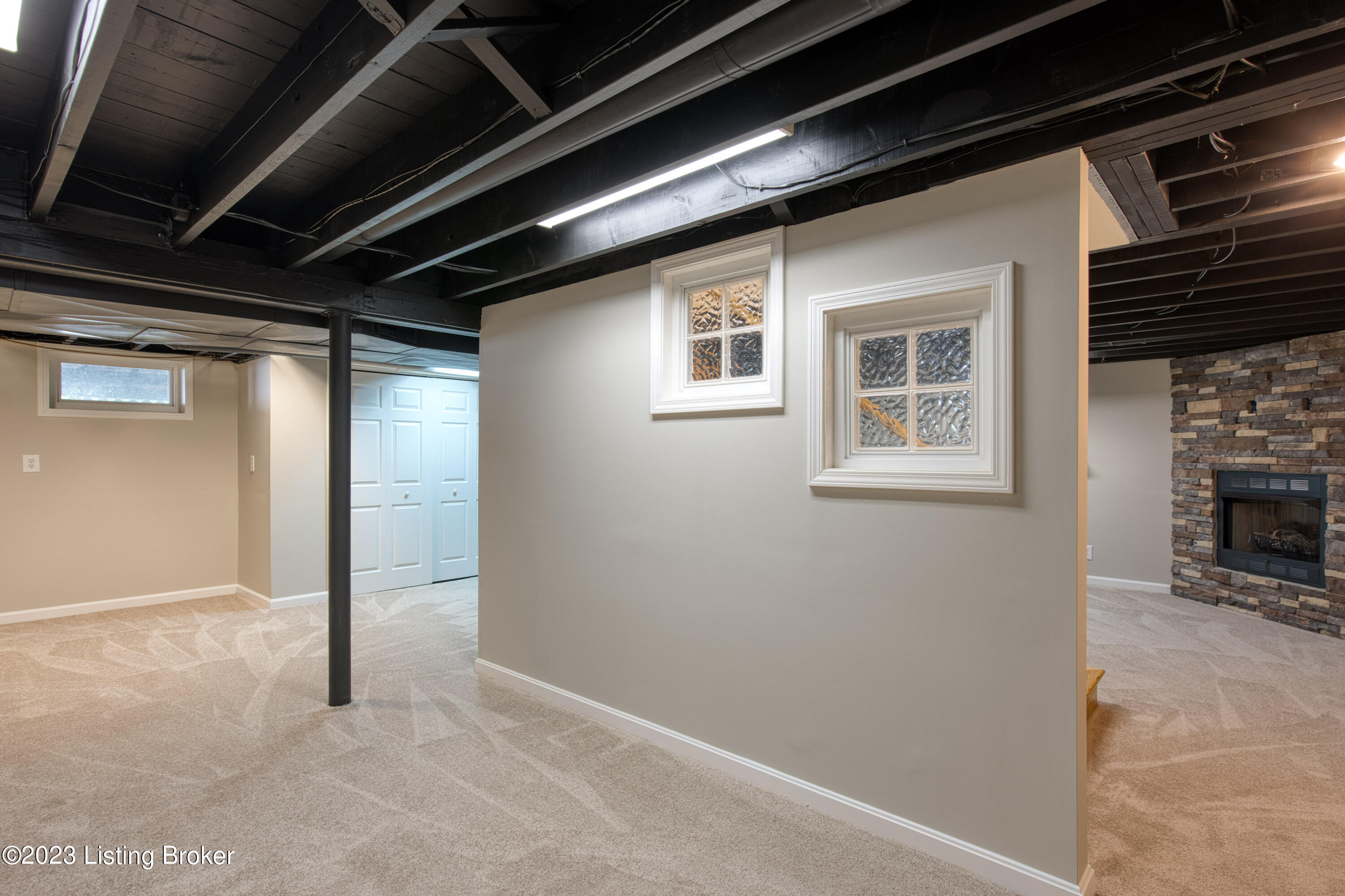 416 Scarsdale Rd