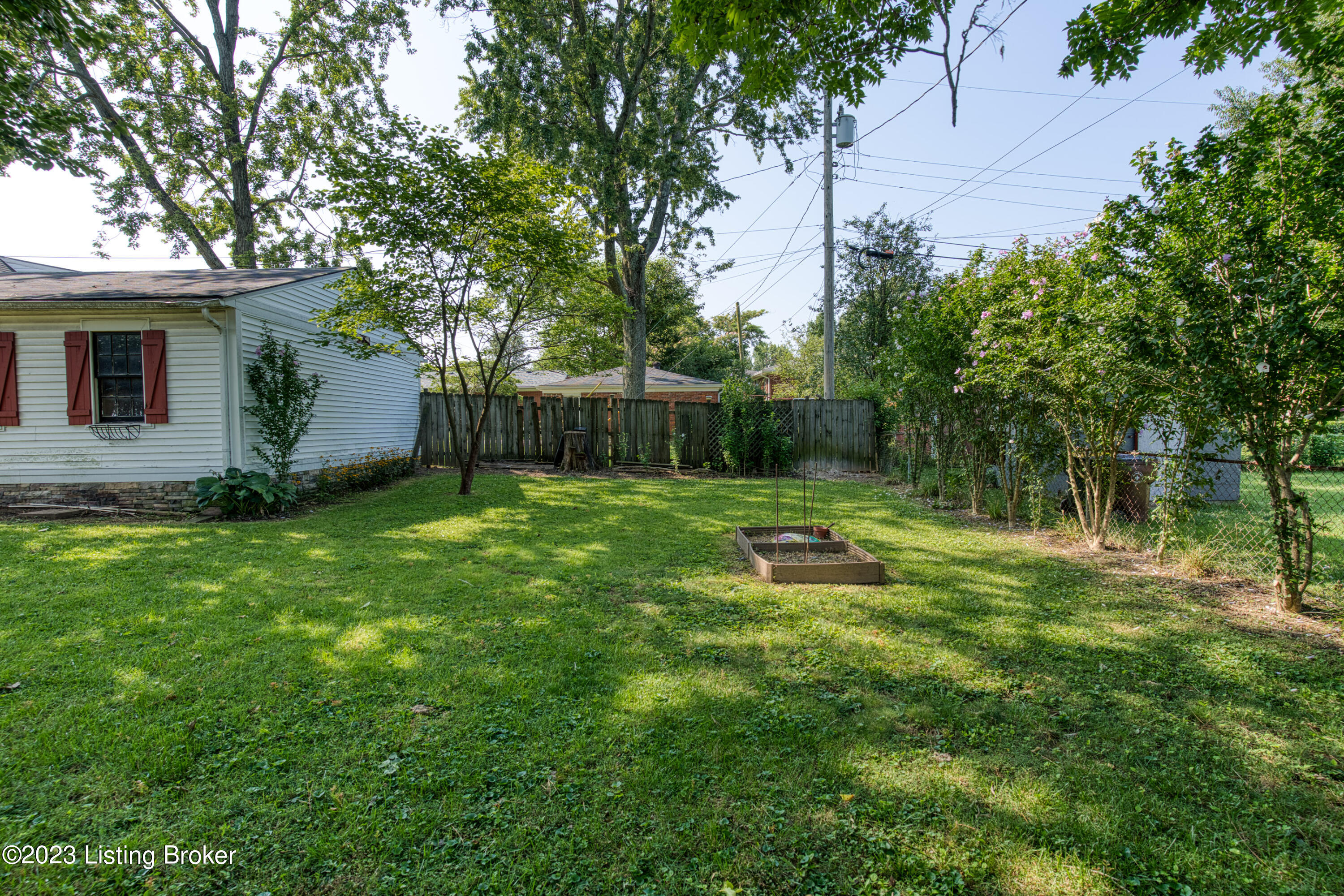 416 Scarsdale Rd