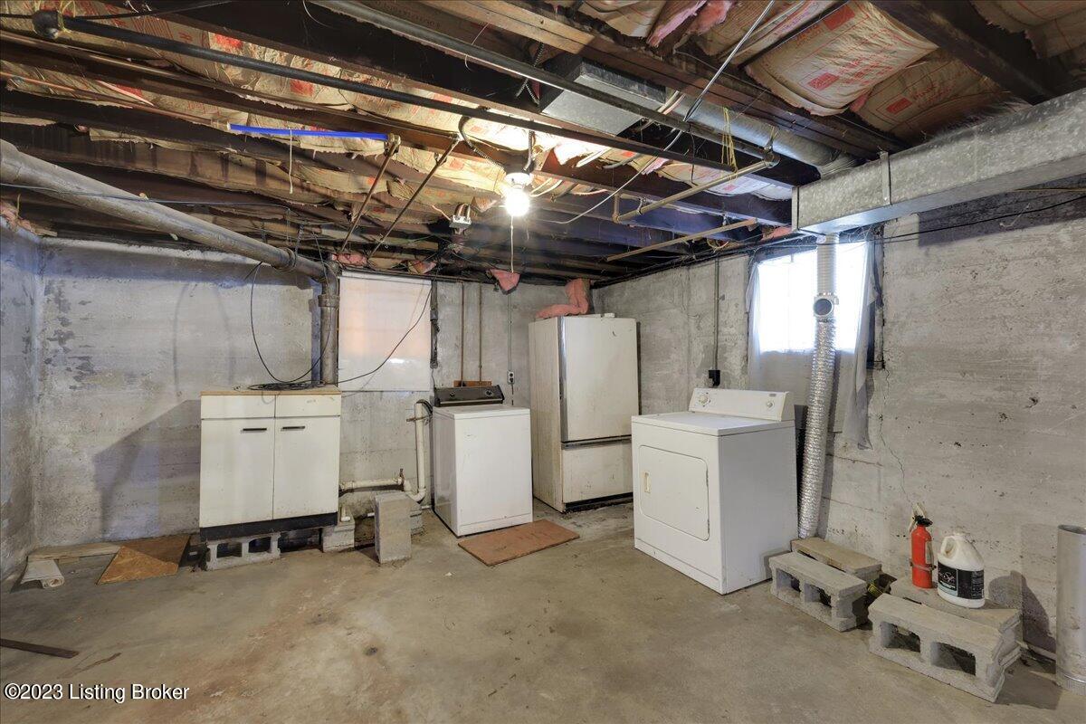1120 Barret Ave