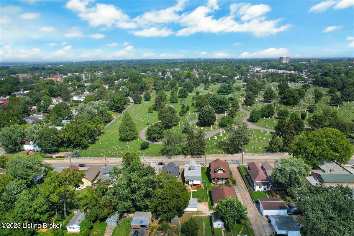 1120 Barret Ave