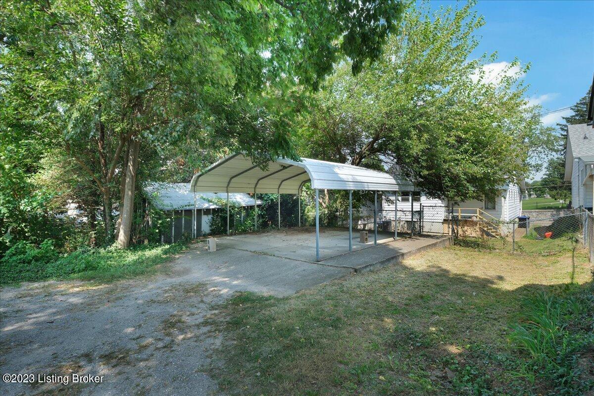 1120 Barret Ave