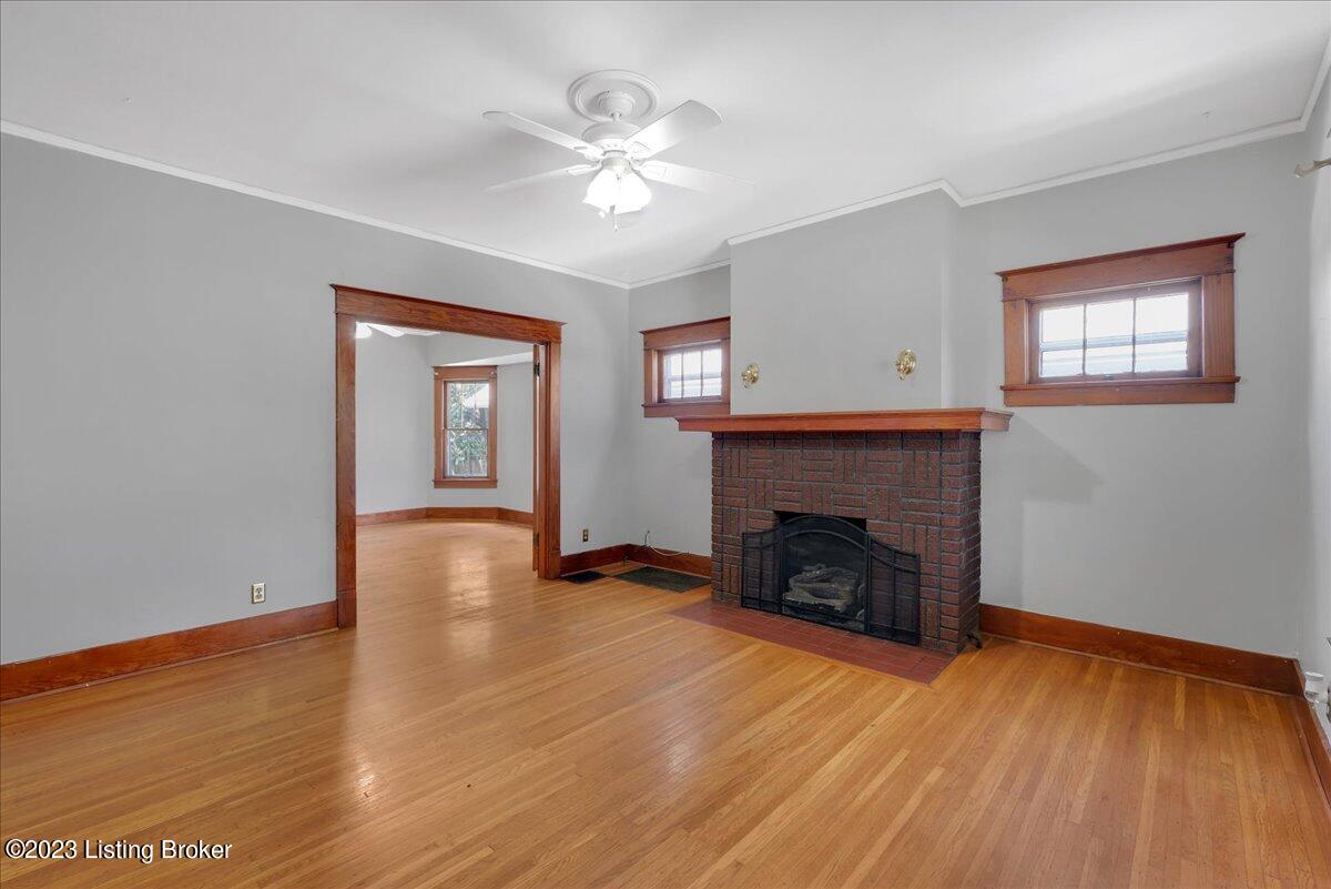 1120 Barret Ave