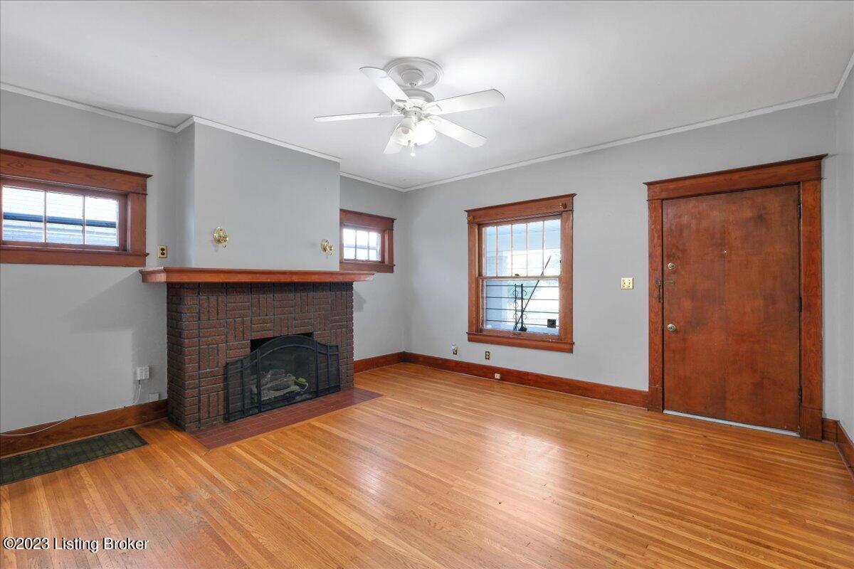 1120 Barret Ave