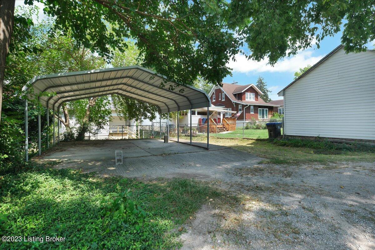 1120 Barret Ave