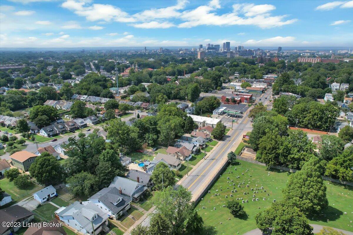 1120 Barret Ave