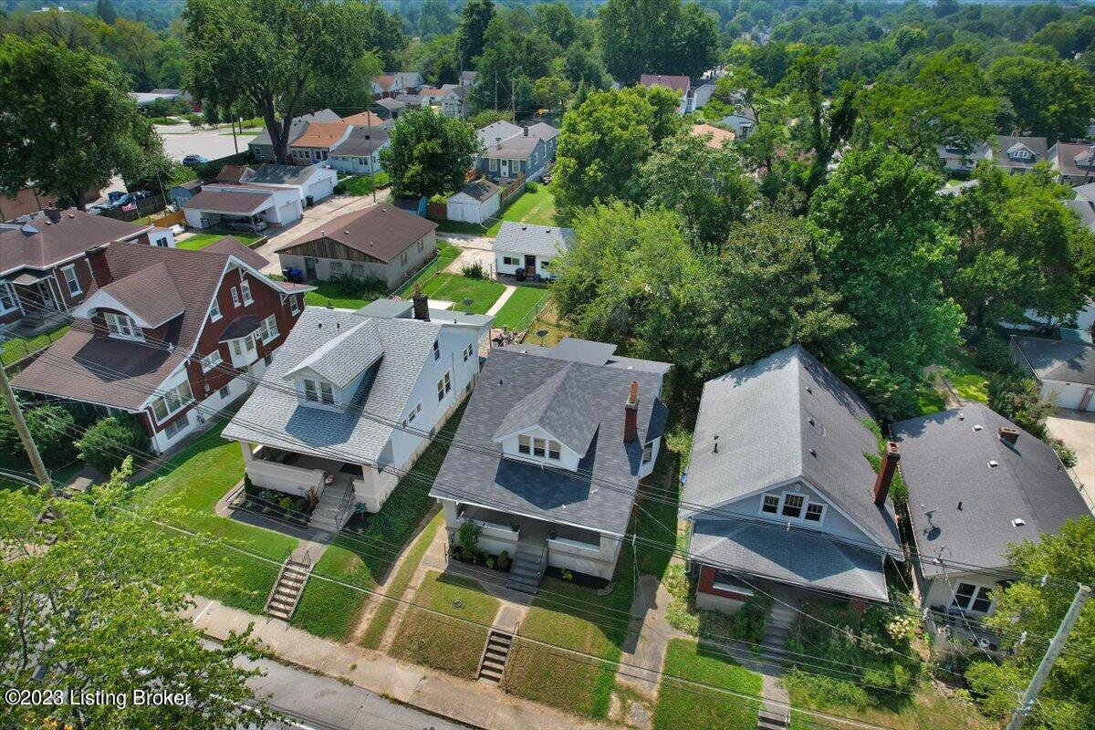 1120 Barret Ave