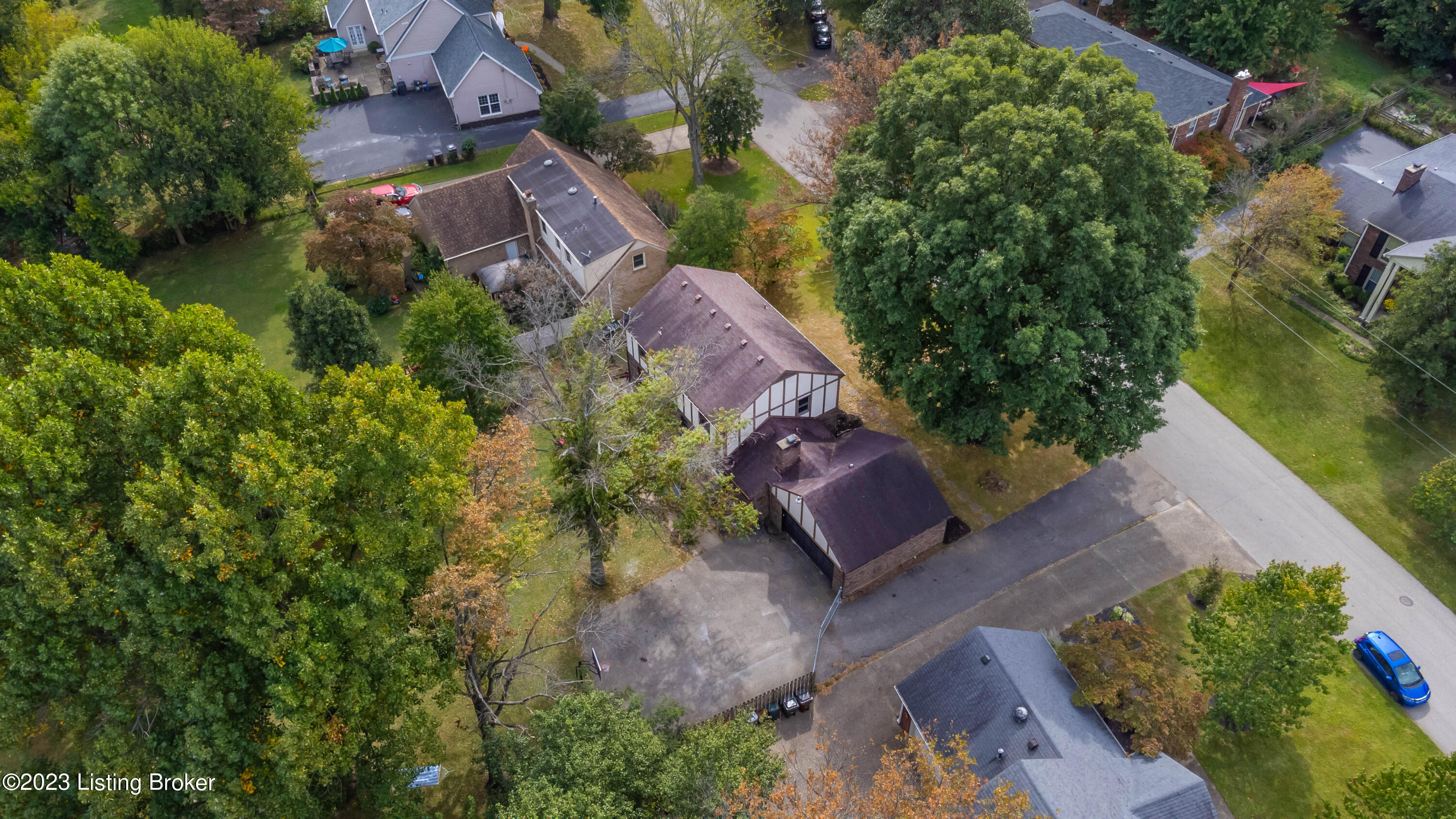 3521 Breeland Ave
