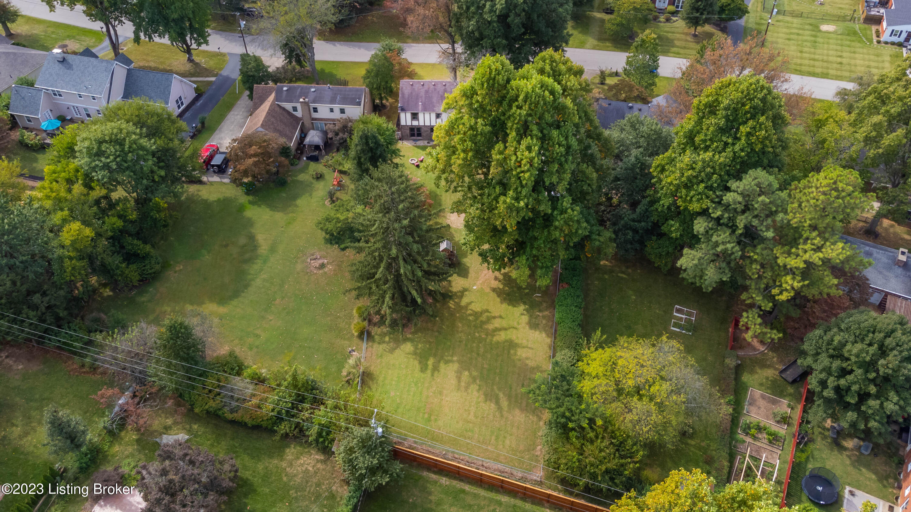 3521 Breeland Ave