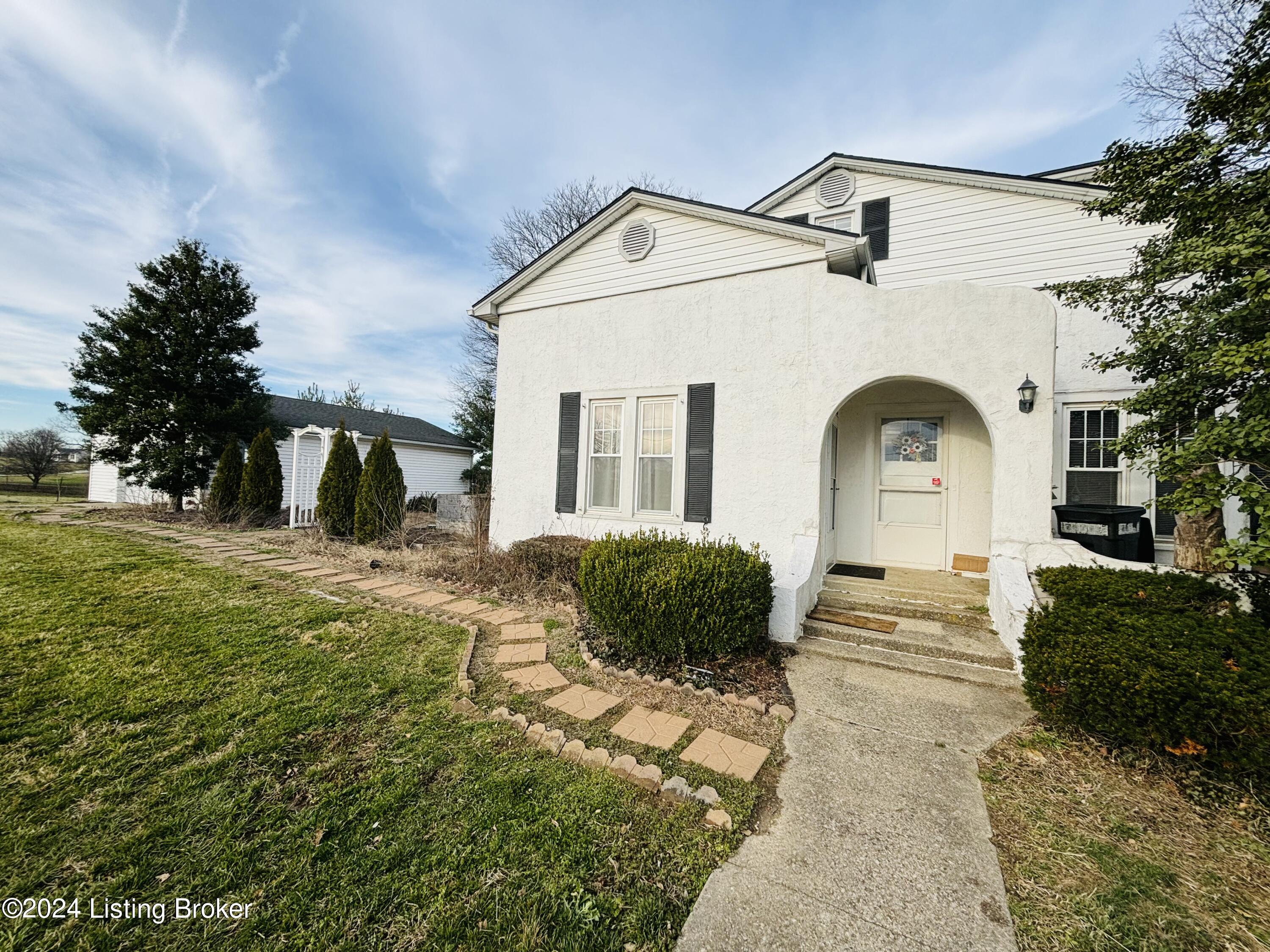 1750 Lawrenceburg Rd