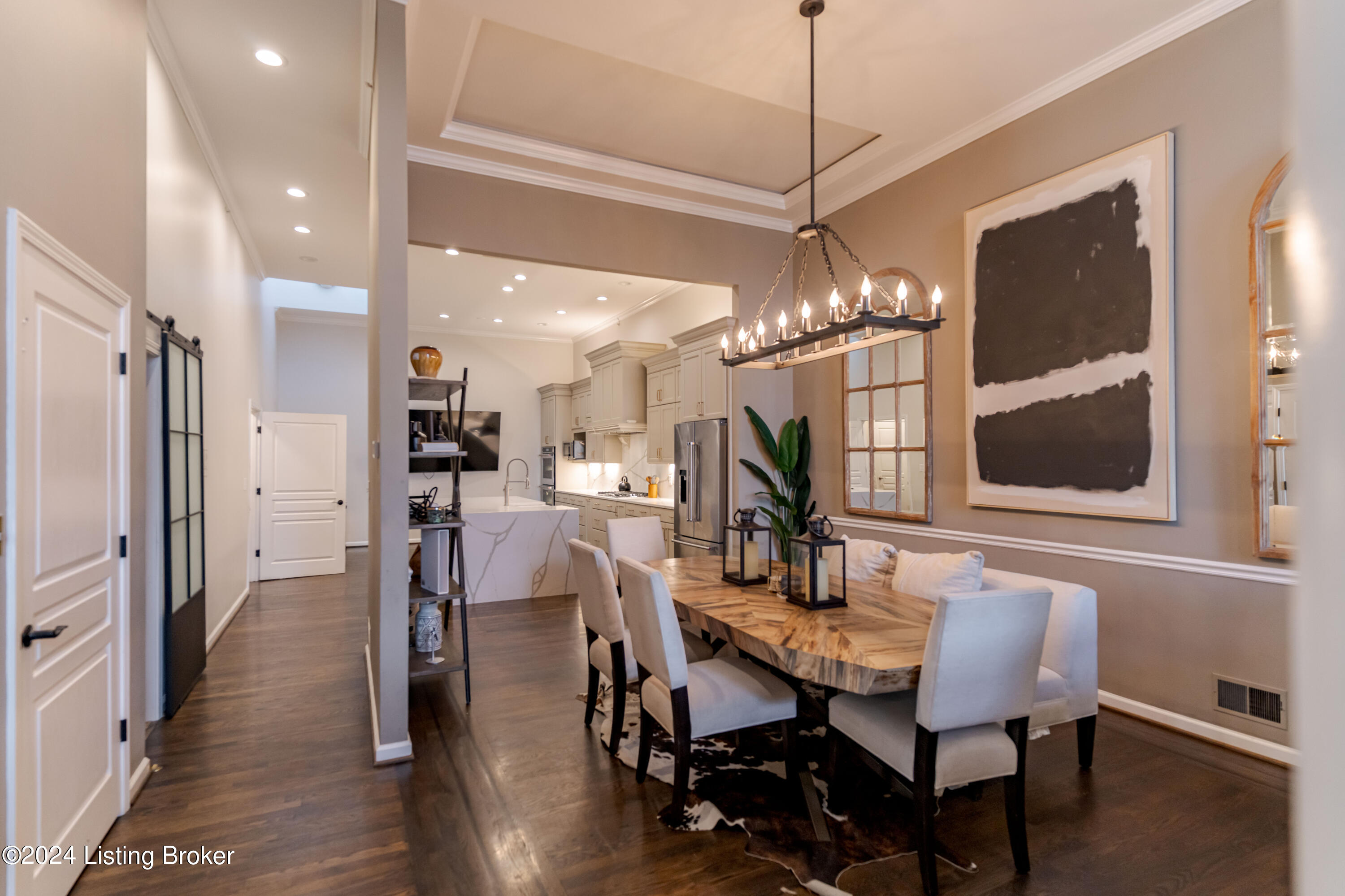 2606 Alia Cir