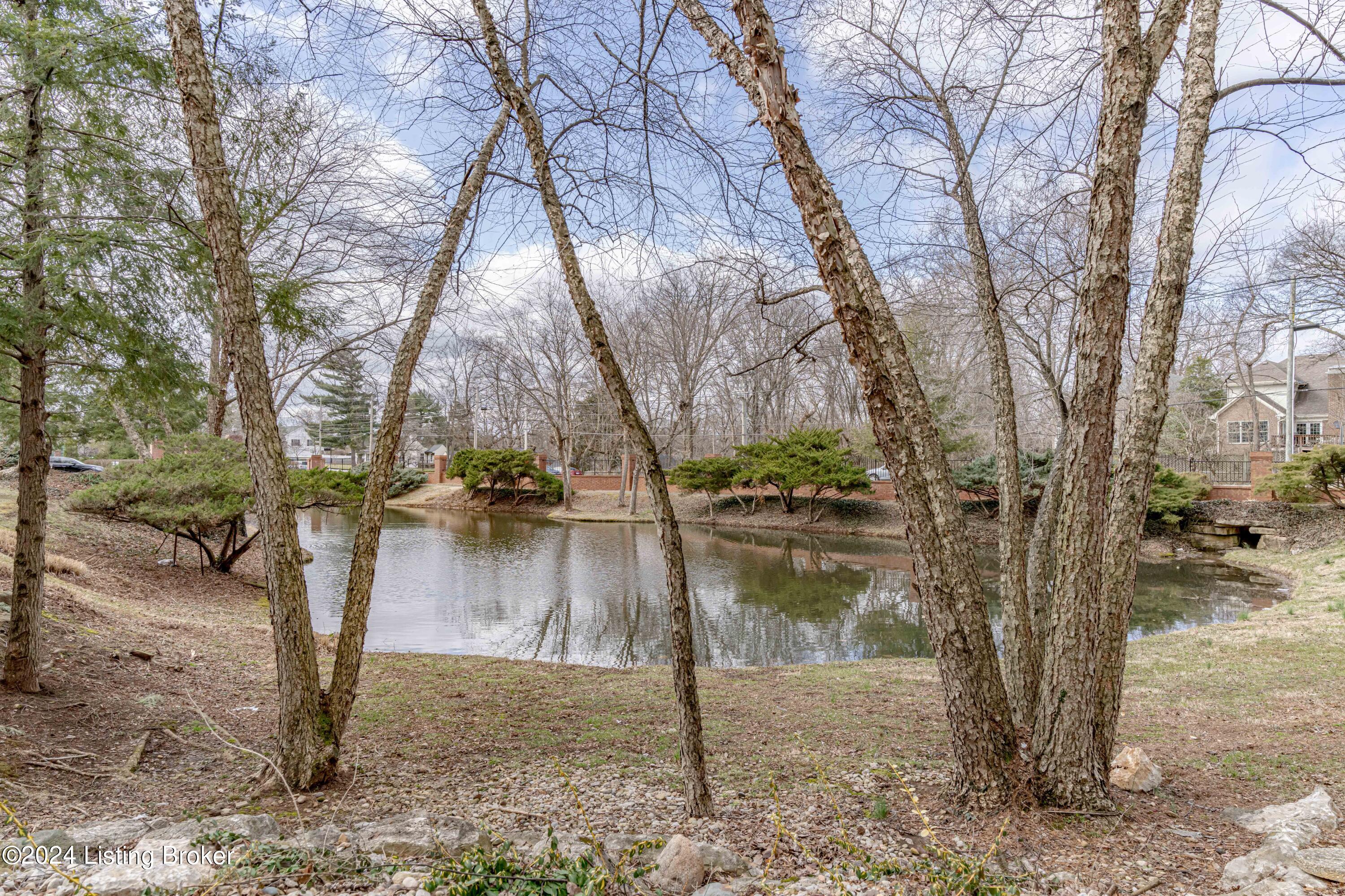 2606 Alia Cir