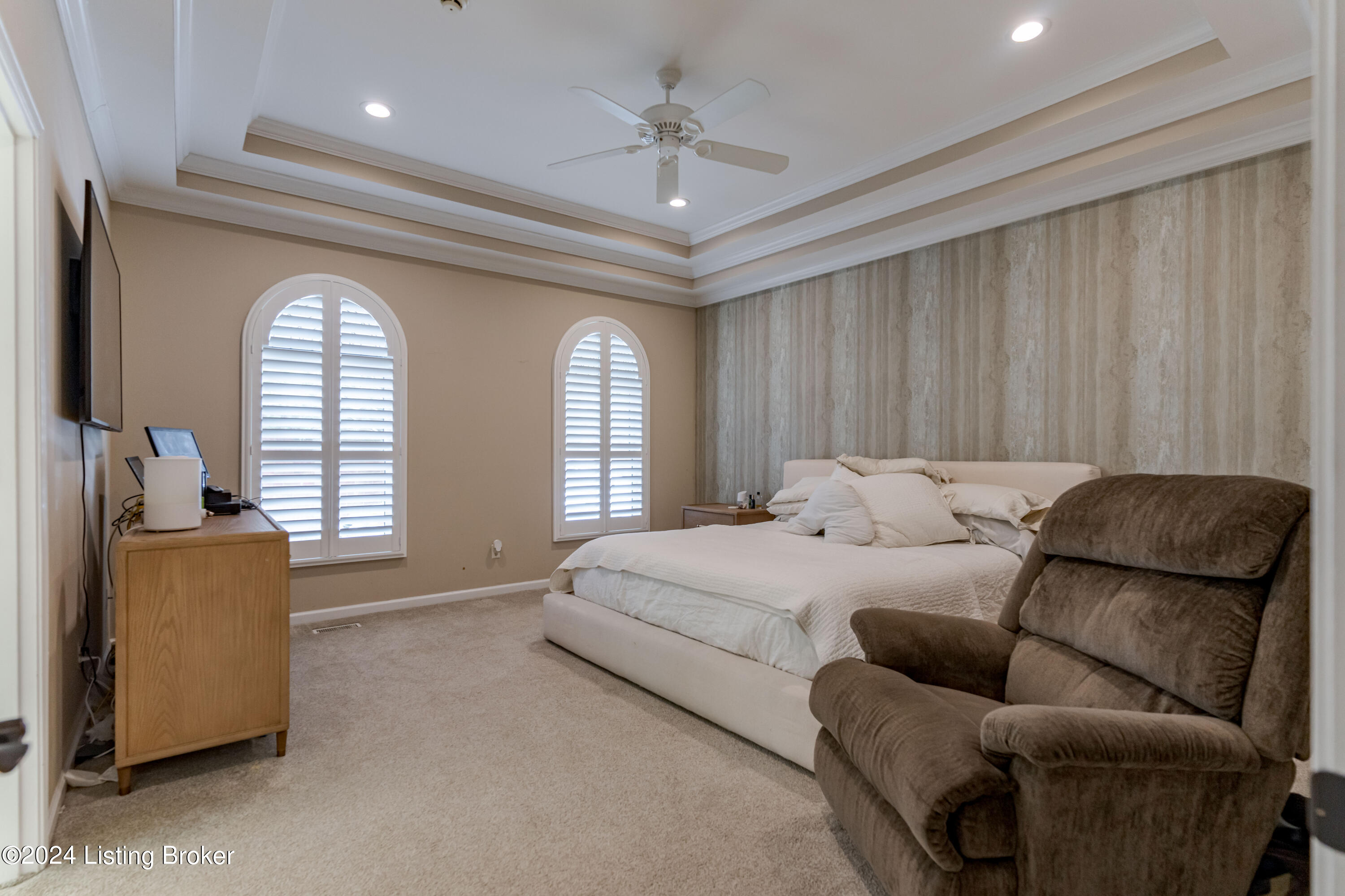 2606 Alia Cir