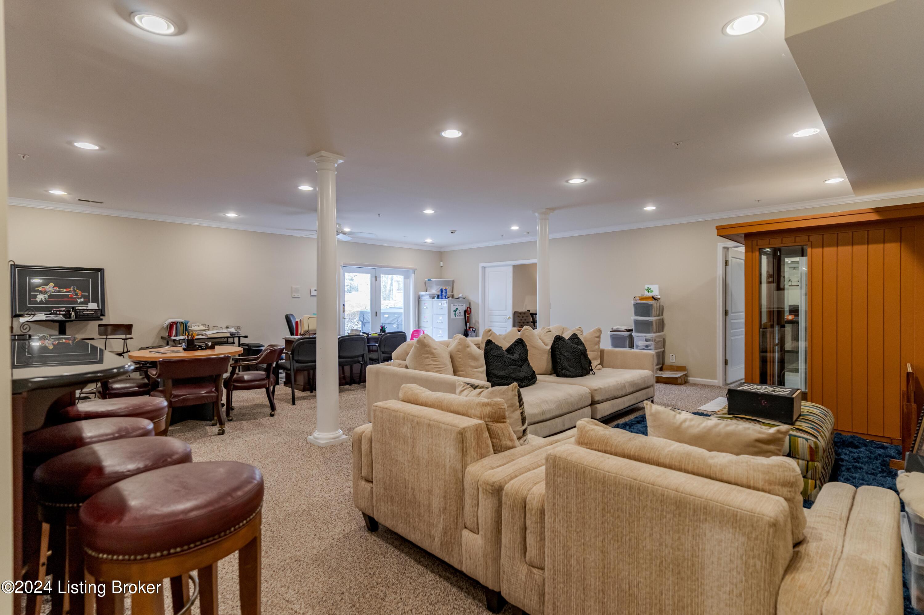 2606 Alia Cir