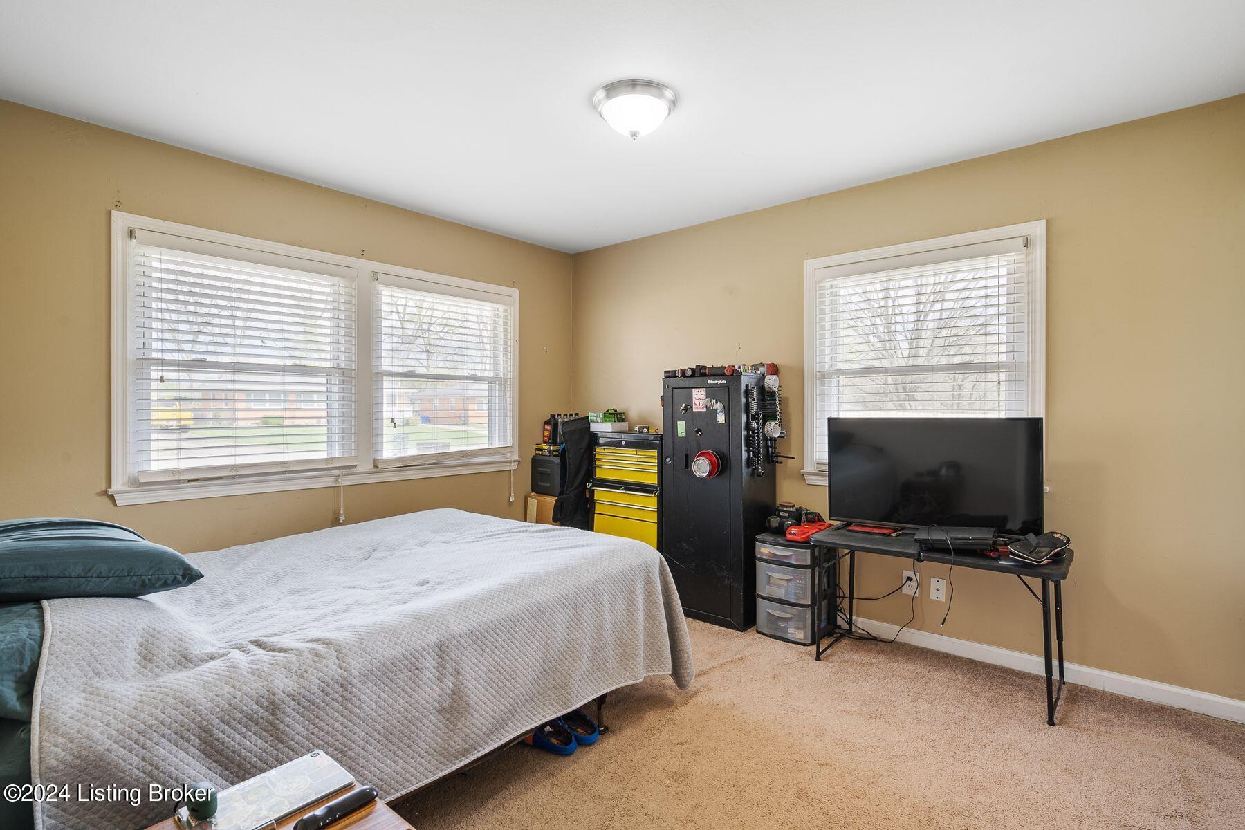 9901 East Ave