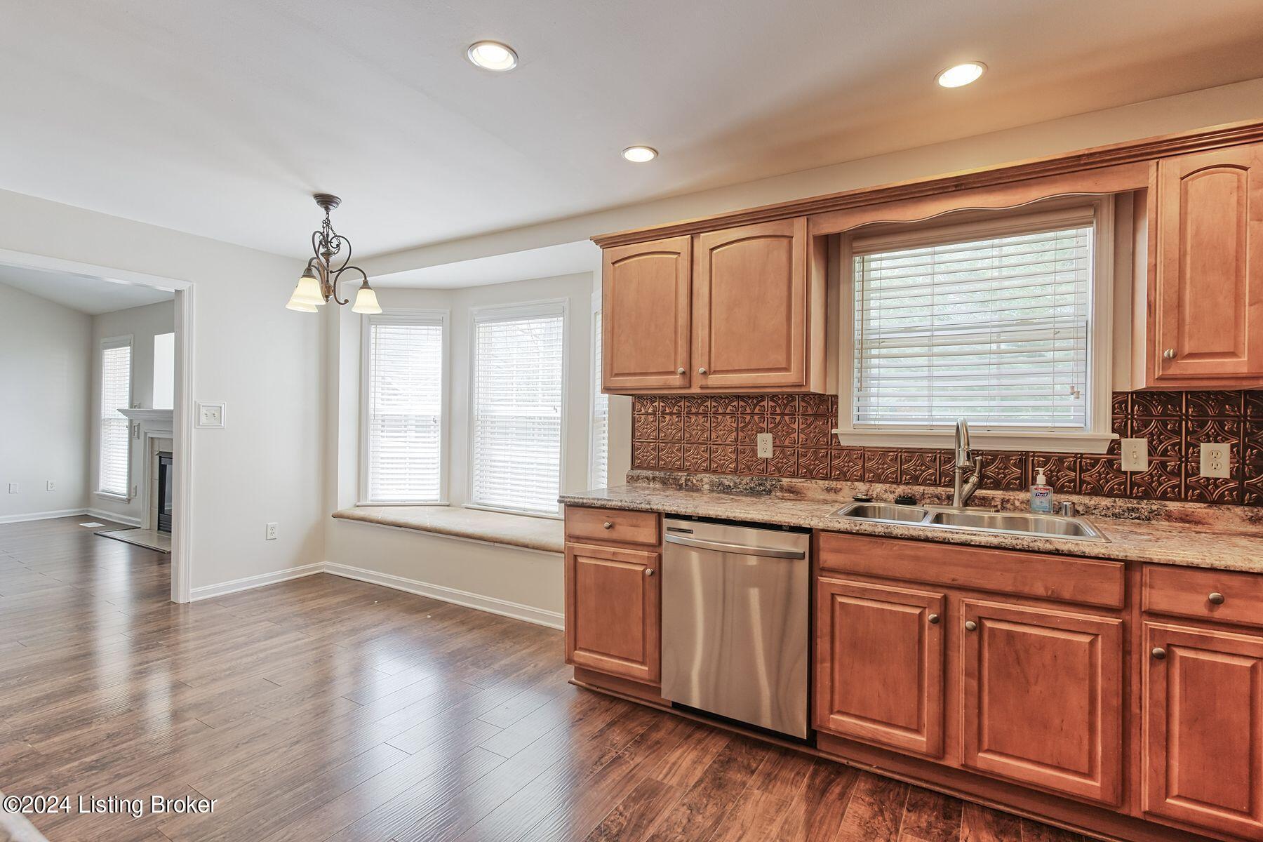 12410 Wynmeade Pl