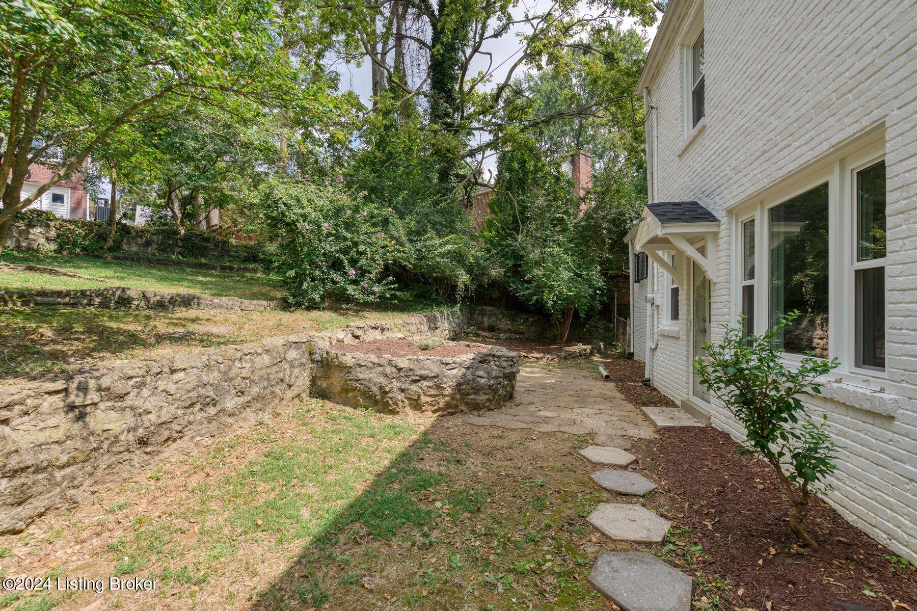 1741 Fleming Rd