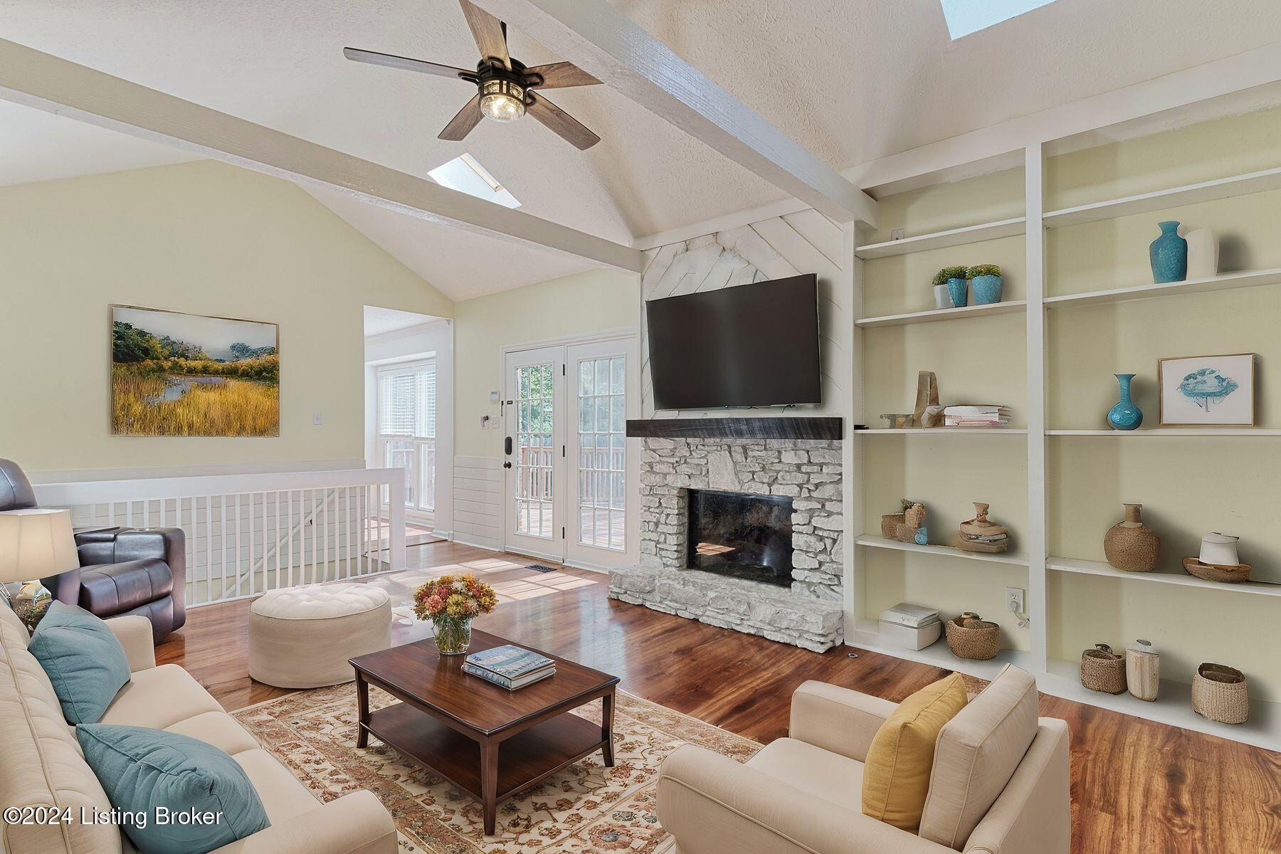 3523 Kirby Ln