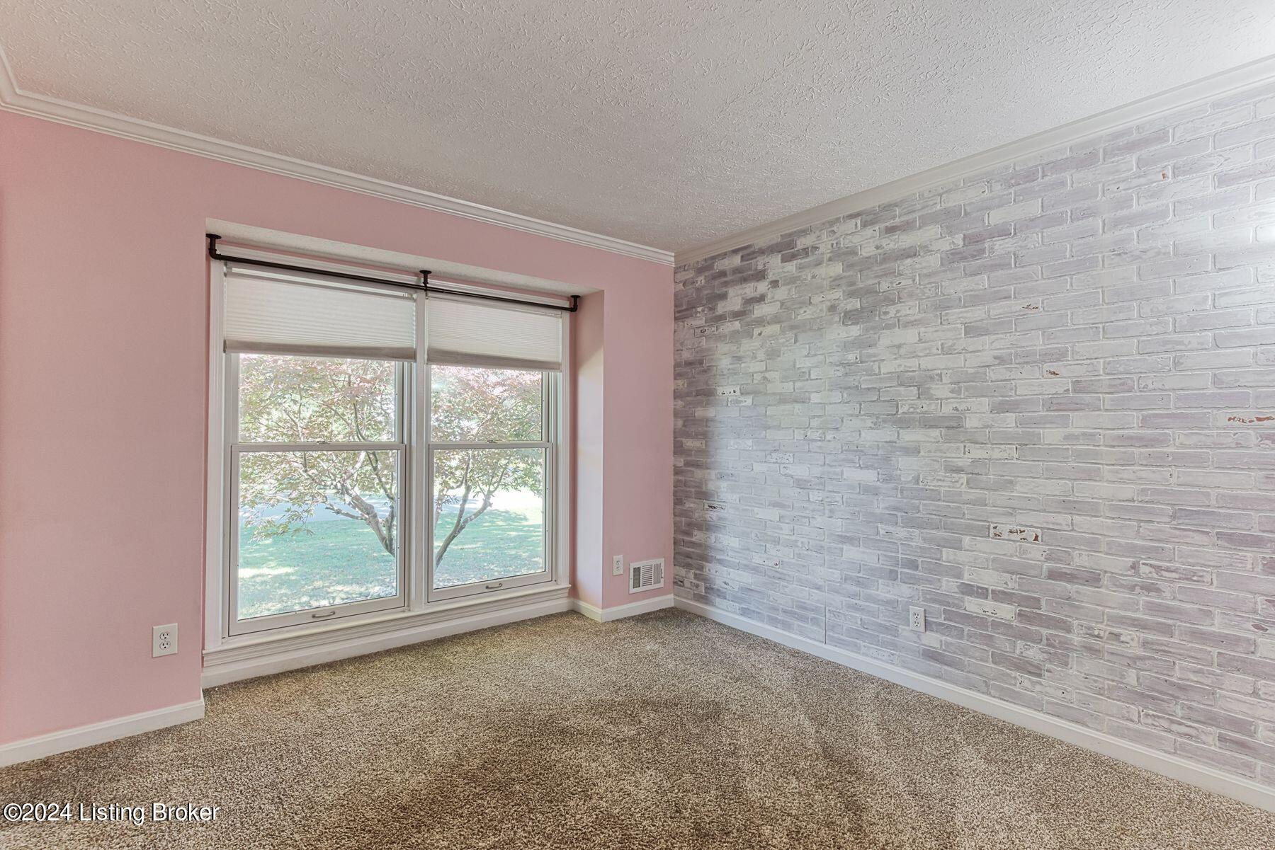 3523 Kirby Ln