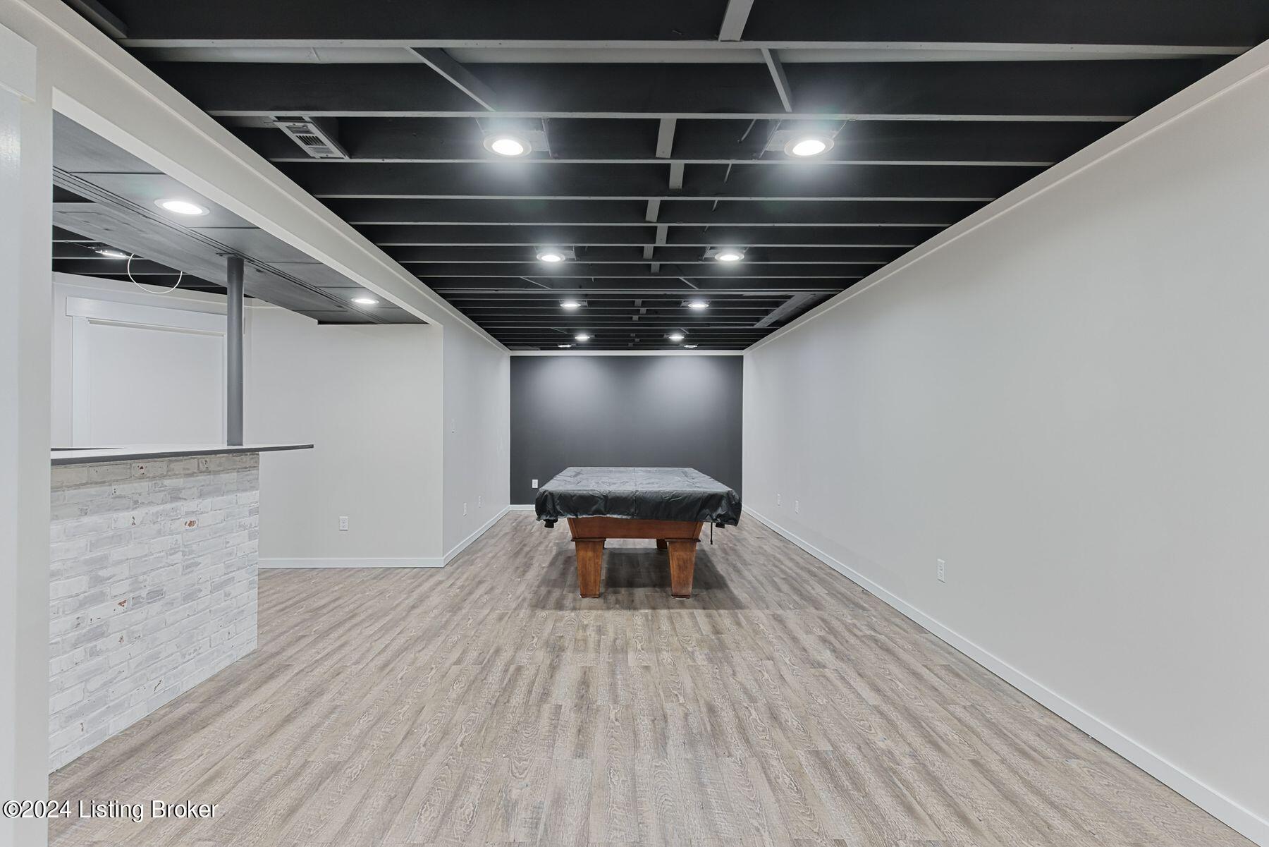 3523 Kirby Ln