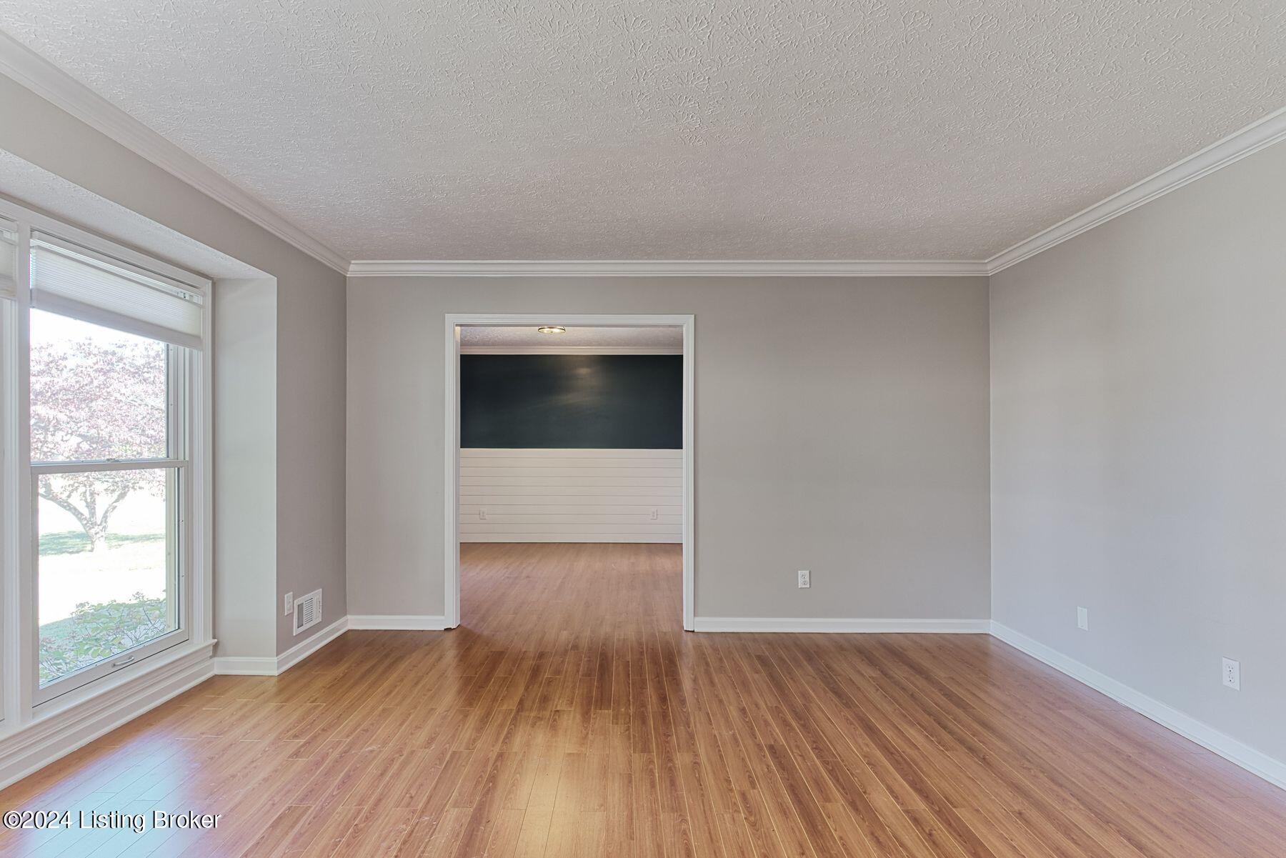 3523 Kirby Ln