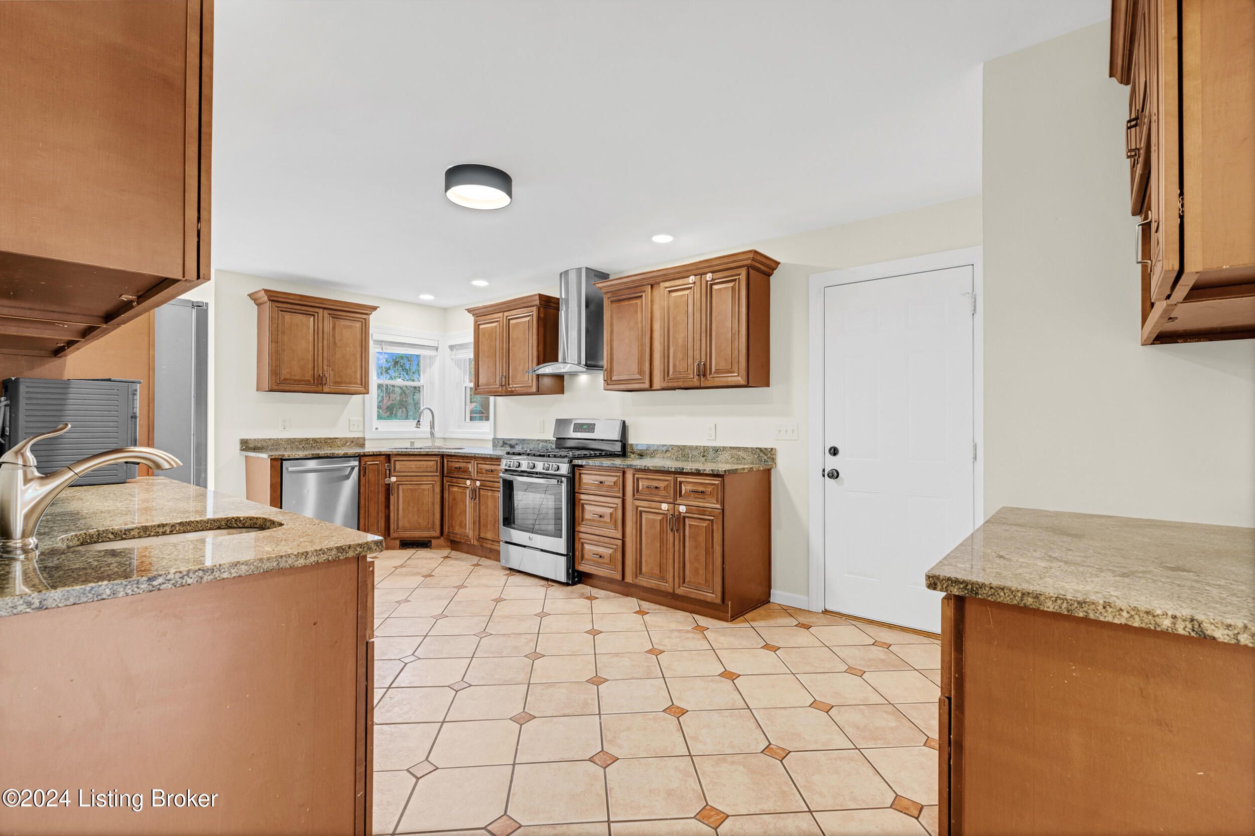 14506 Deercross Pl